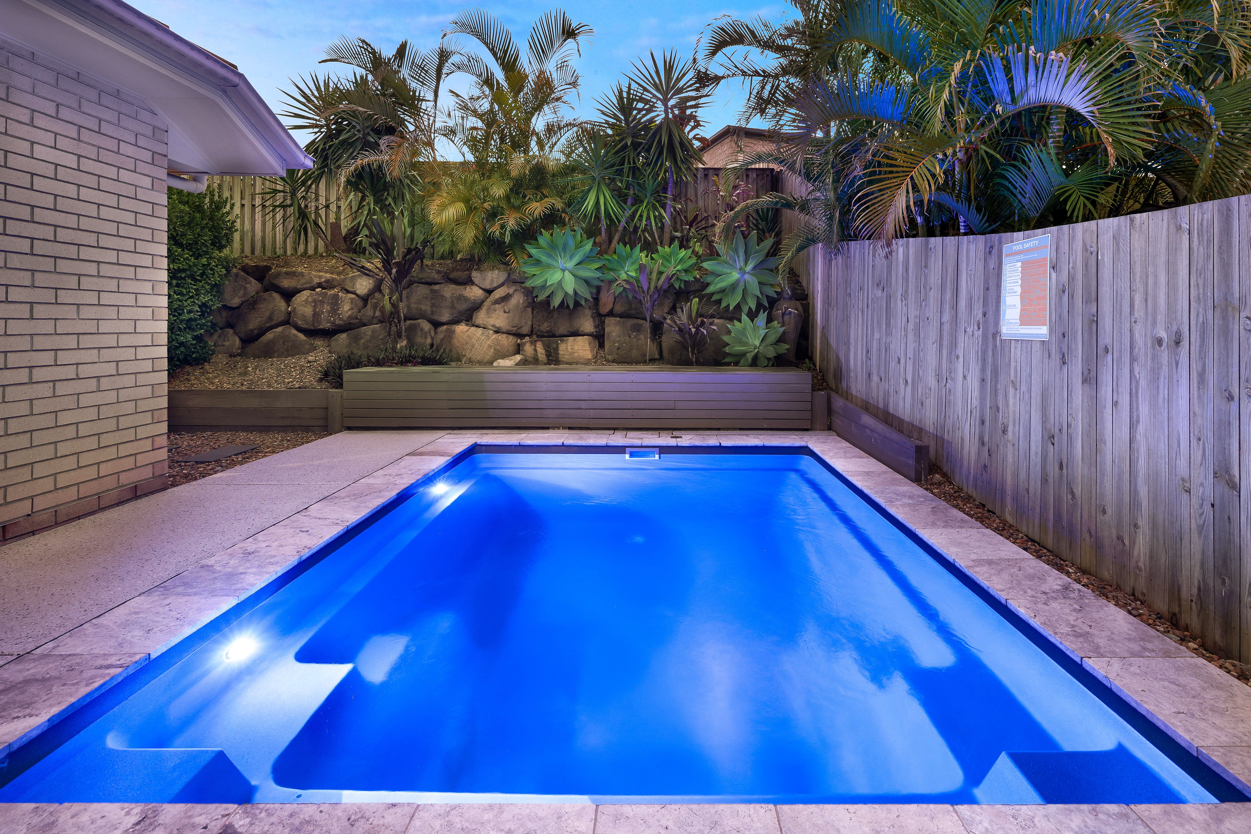5 Sandow Street, Pacific Pines, QLD 4211