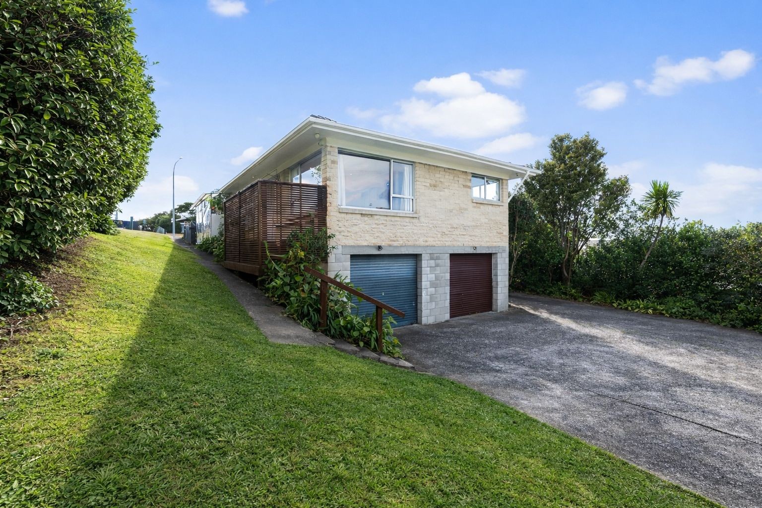 2/71 Bentley Avenue, Glenfield, North Shore City