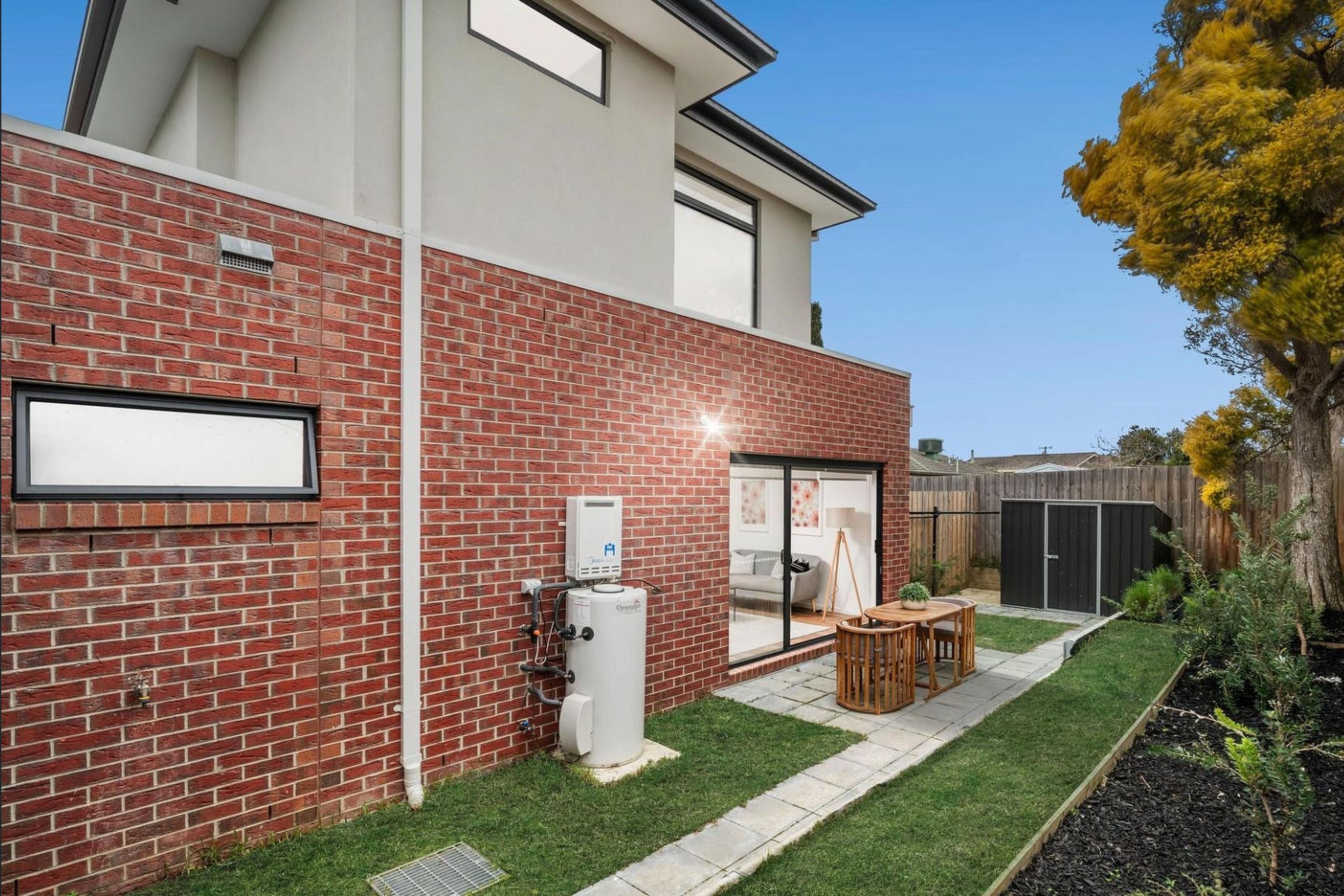 2/8 Helpmann Street — photo 10 of 10