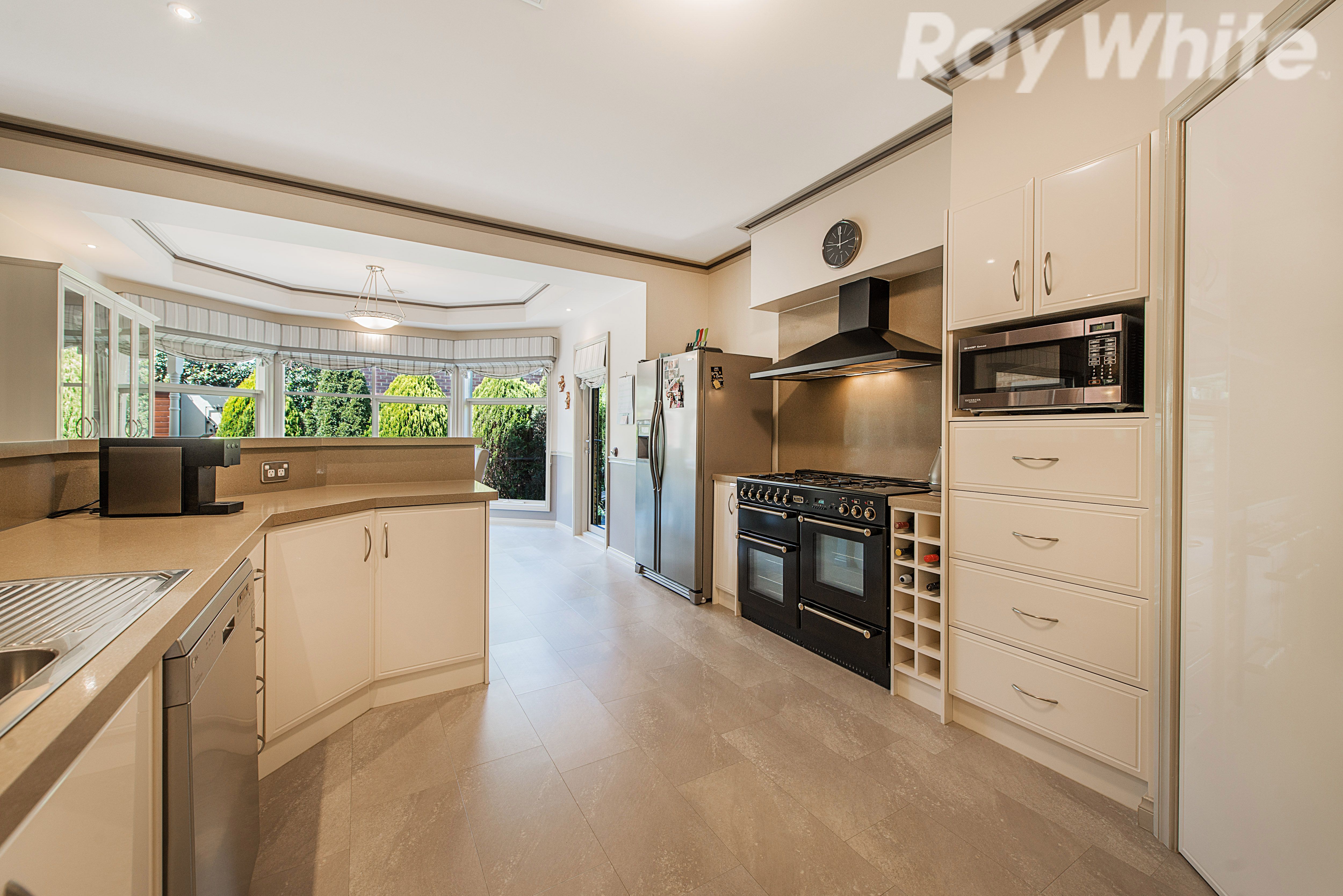 32 Pendelton Place, Lysterfield, VIC 3156