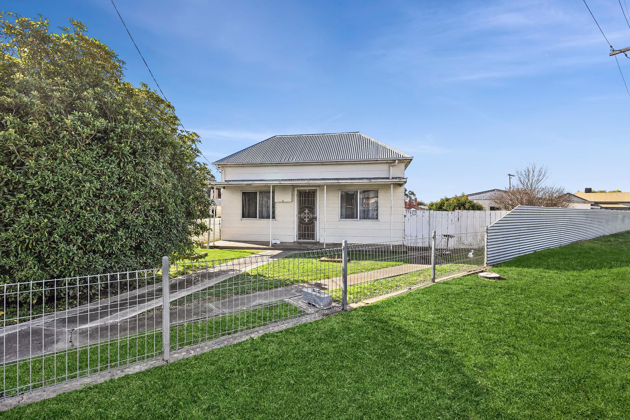 10 View Point Street, Ararat VIC 3377