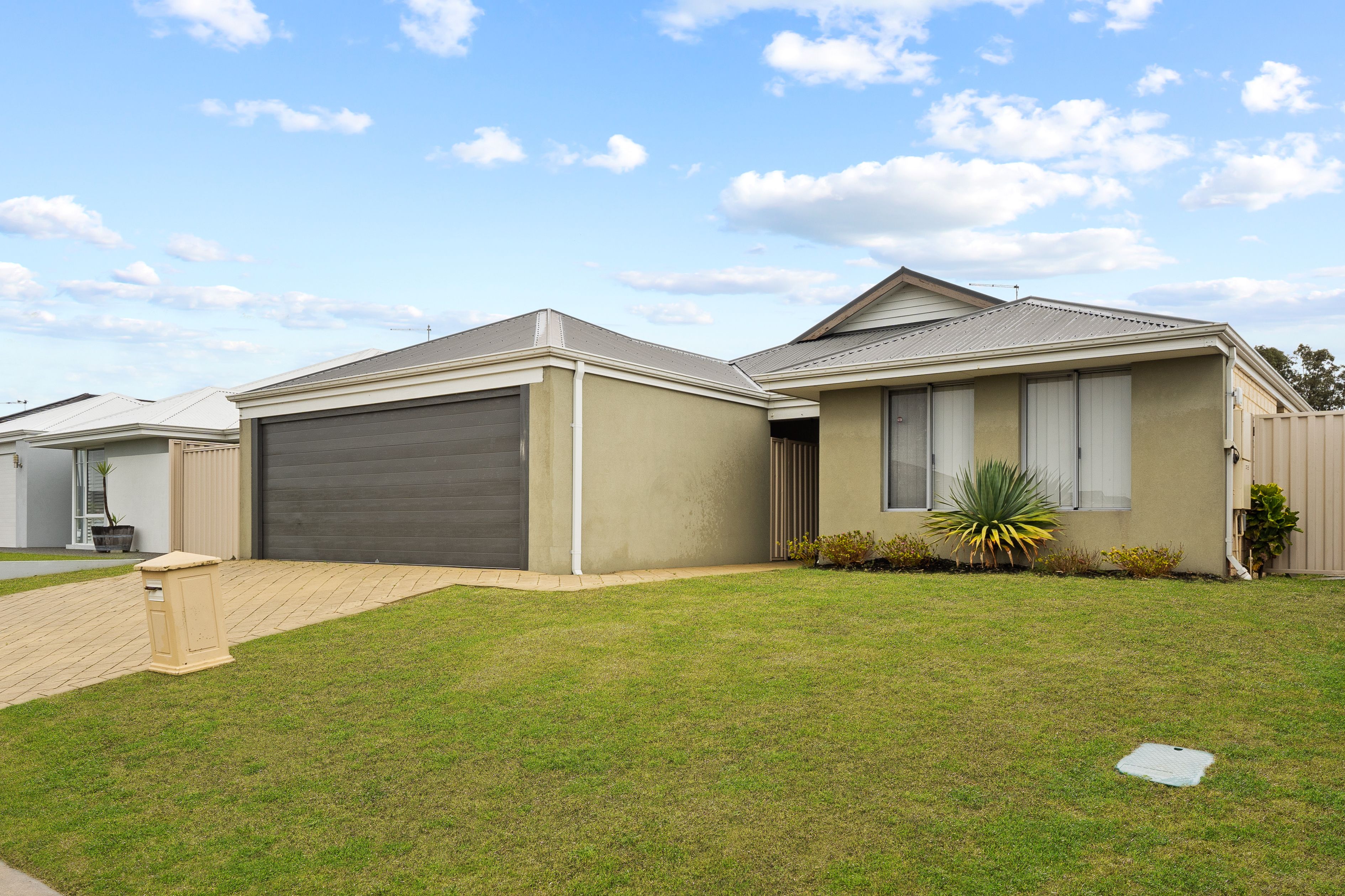 46 Sorrento Turn, Secret Harbour, WA 6173