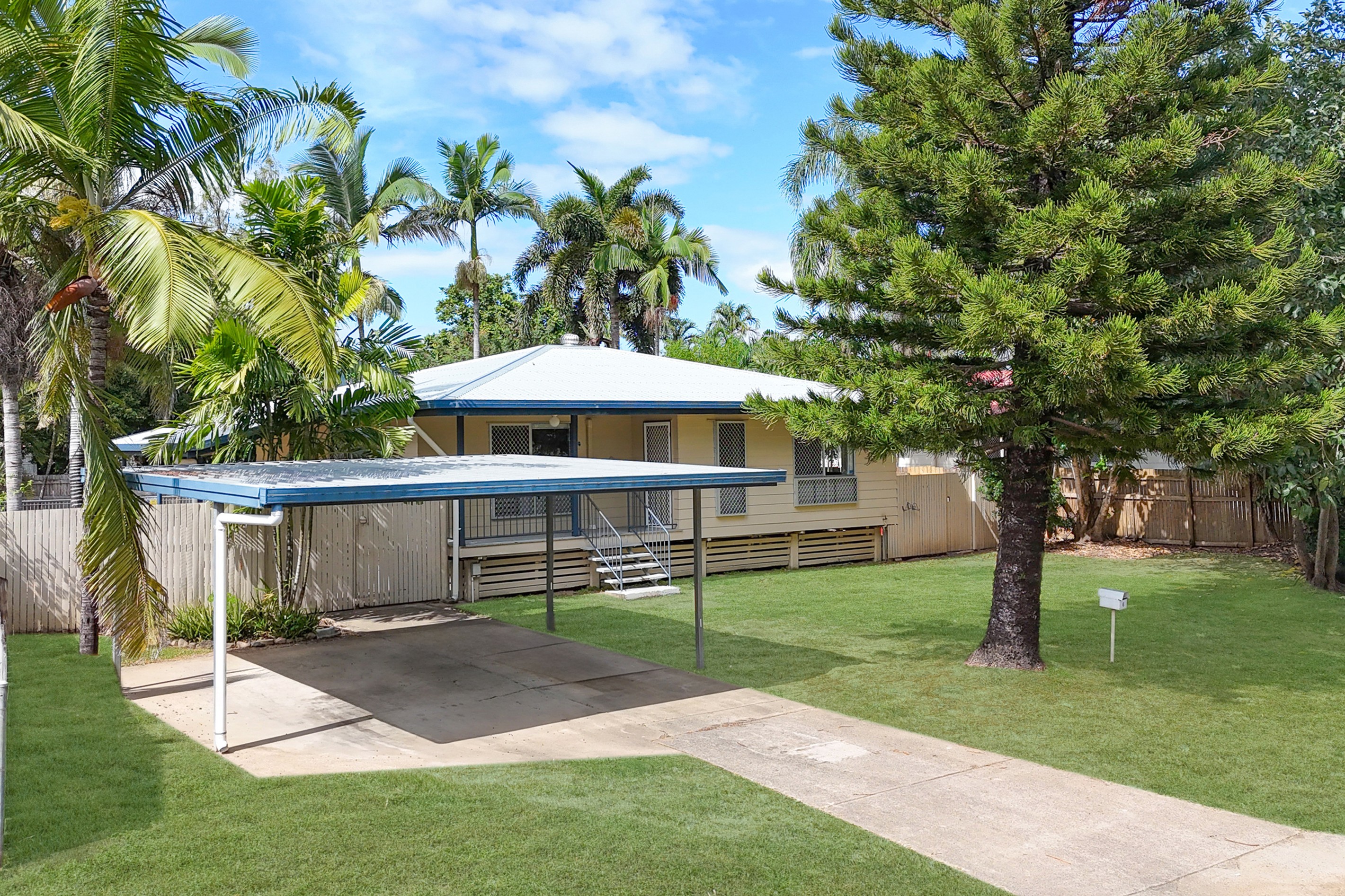 6 Karangi Street, Rasmussen, QLD 4815