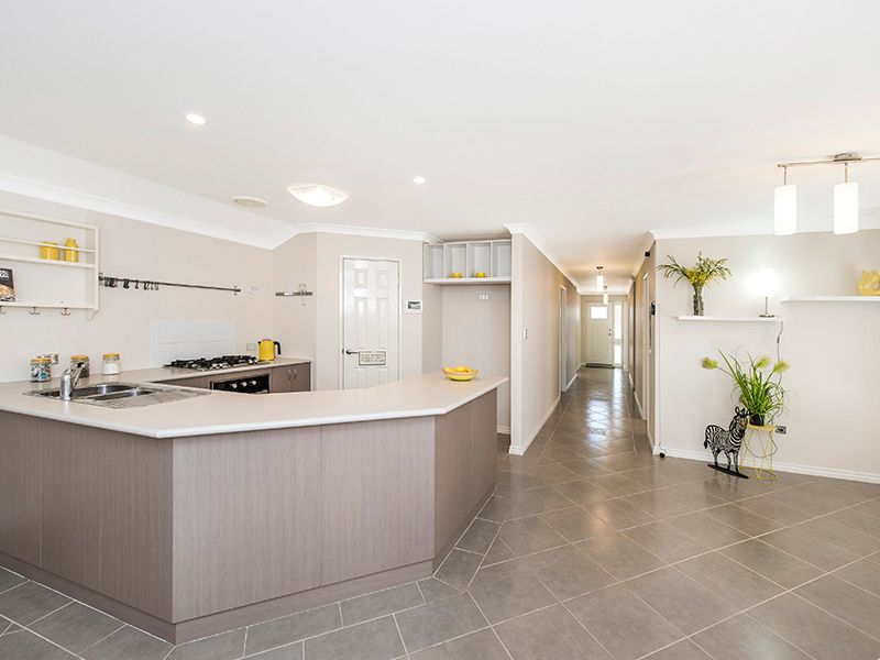 12 Bluebill Lane, Baldivis, WA 6171