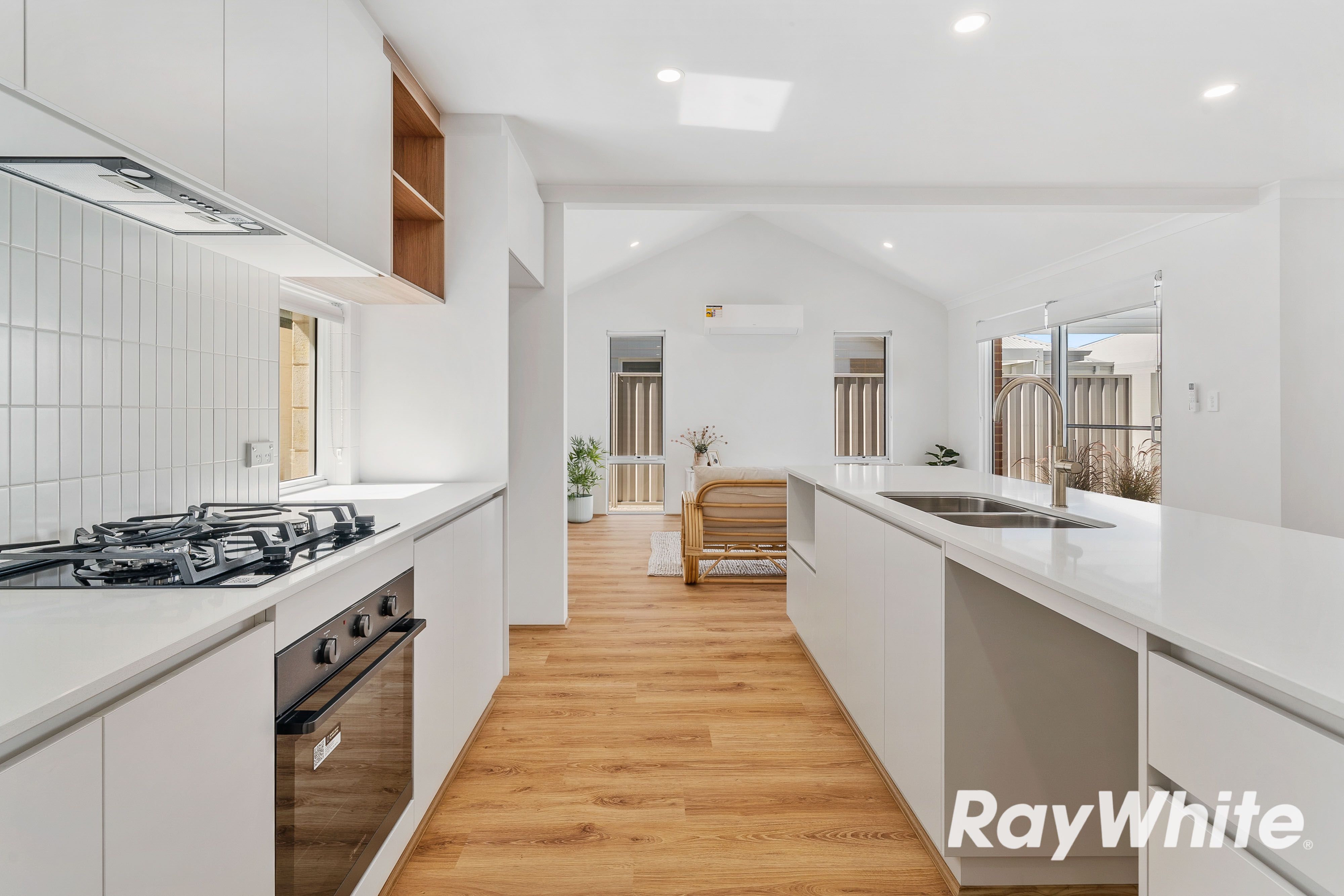 10/101 Oakleigh Drive — photo from Ray White Mandurah
