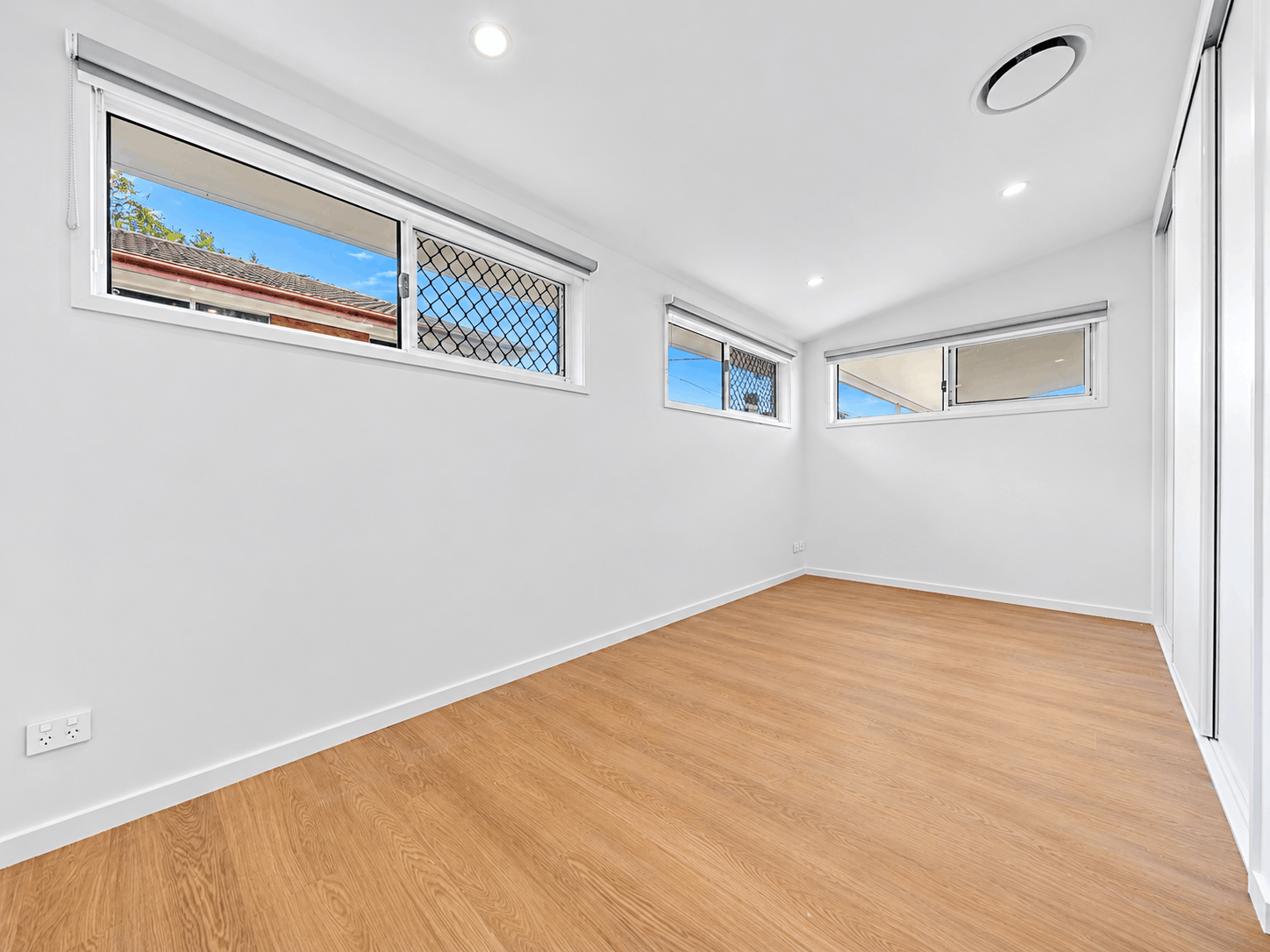 25 Redford Street — photo 4 of 12