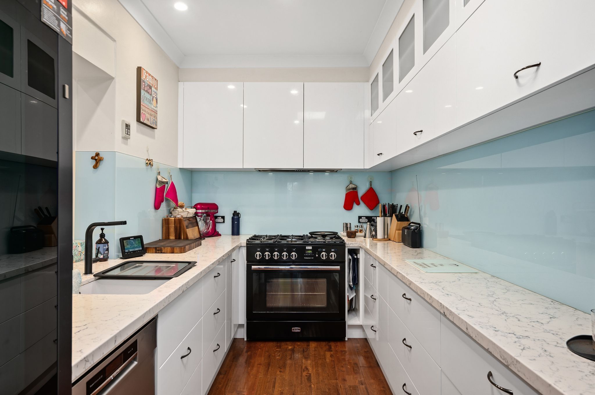 1 Heathcote Street — photo 3 of 17