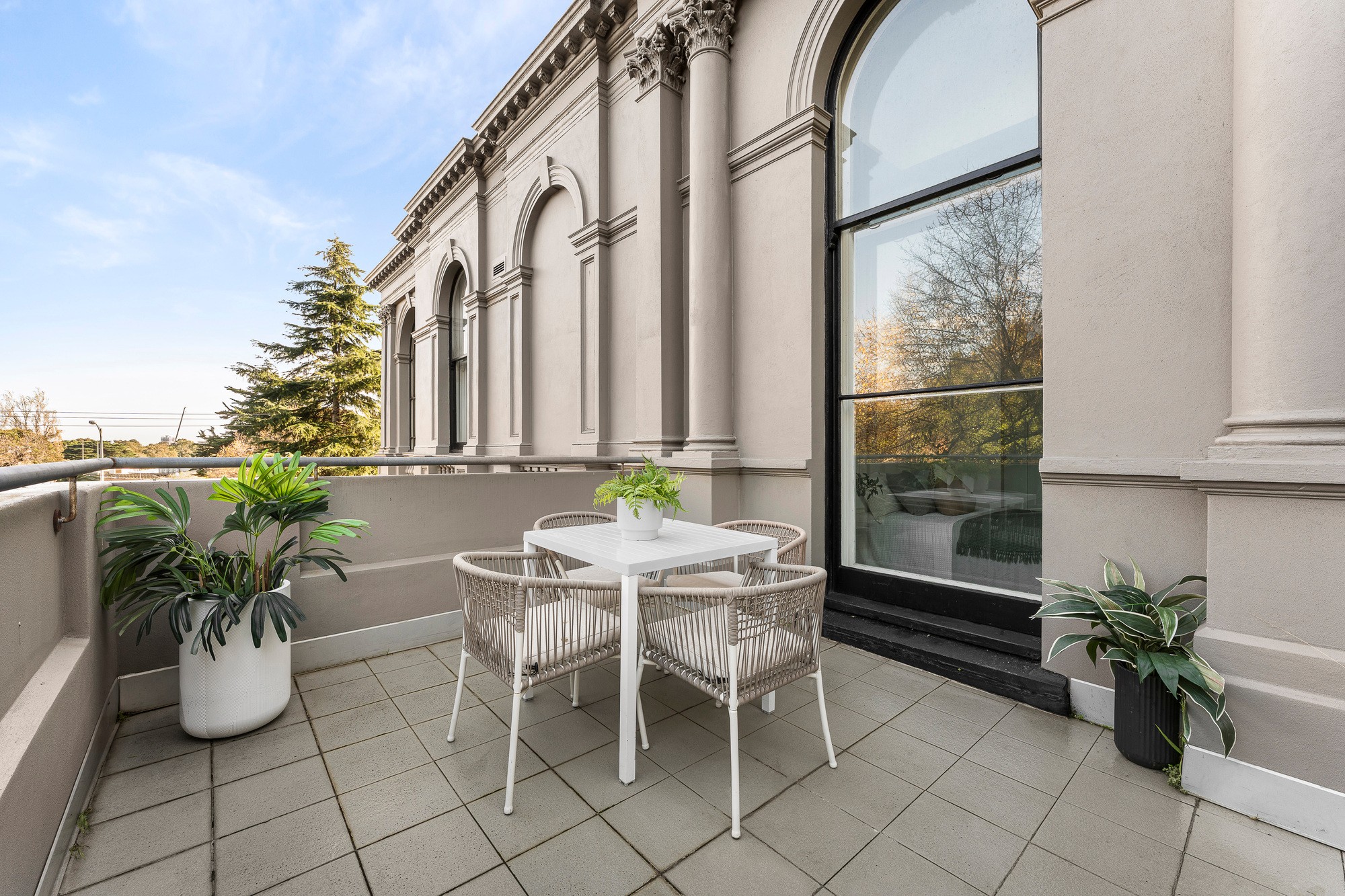 M6/54 Queens Road, Melbourne, VIC 3004