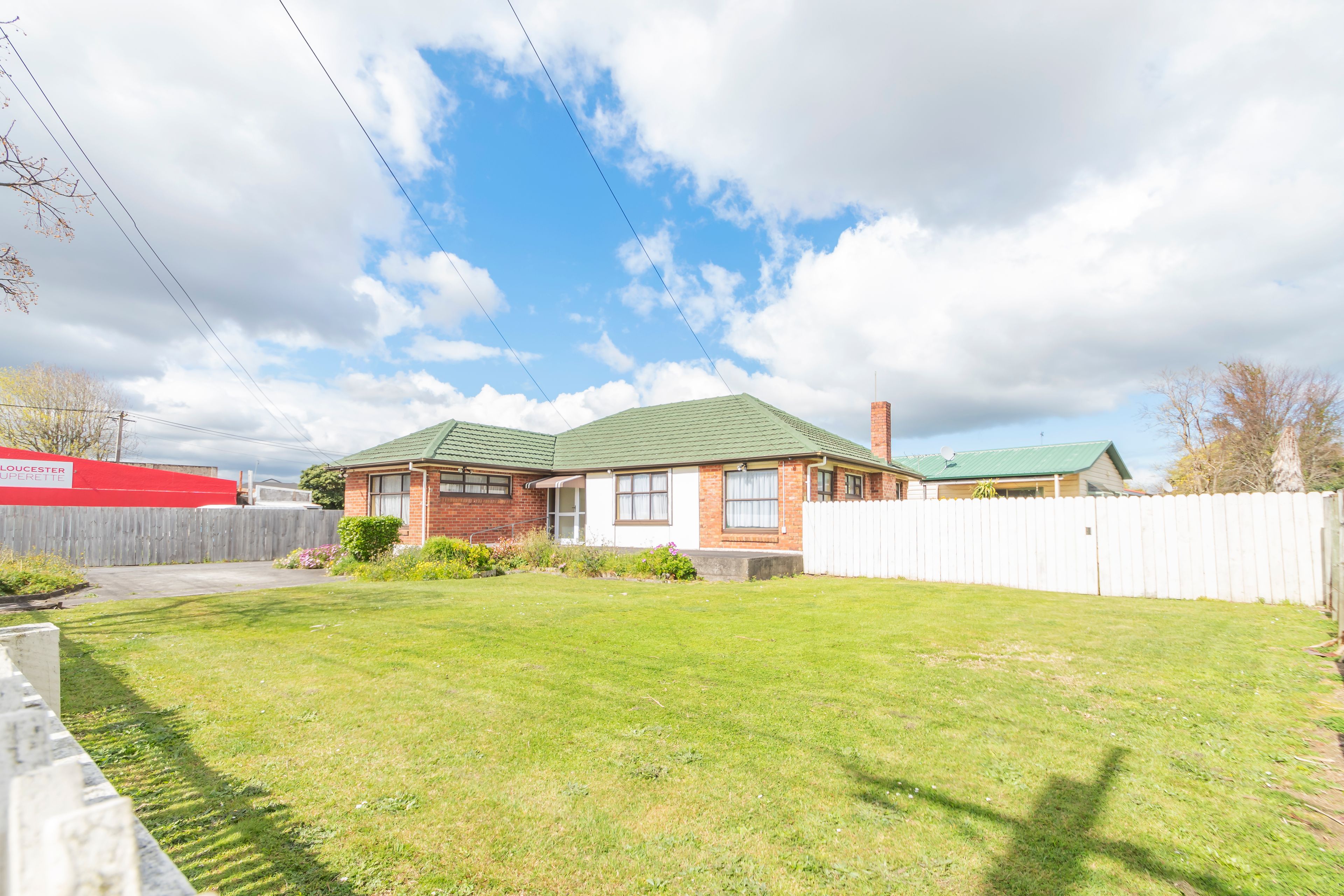 63 Gloucester Road, Manurewa, Manukau City