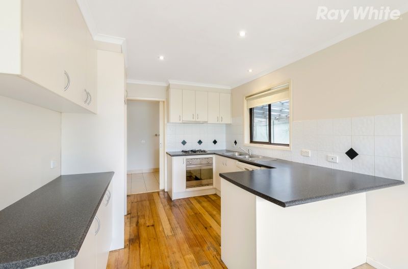 1/8 Charles Street, Pakenham, VIC 3810