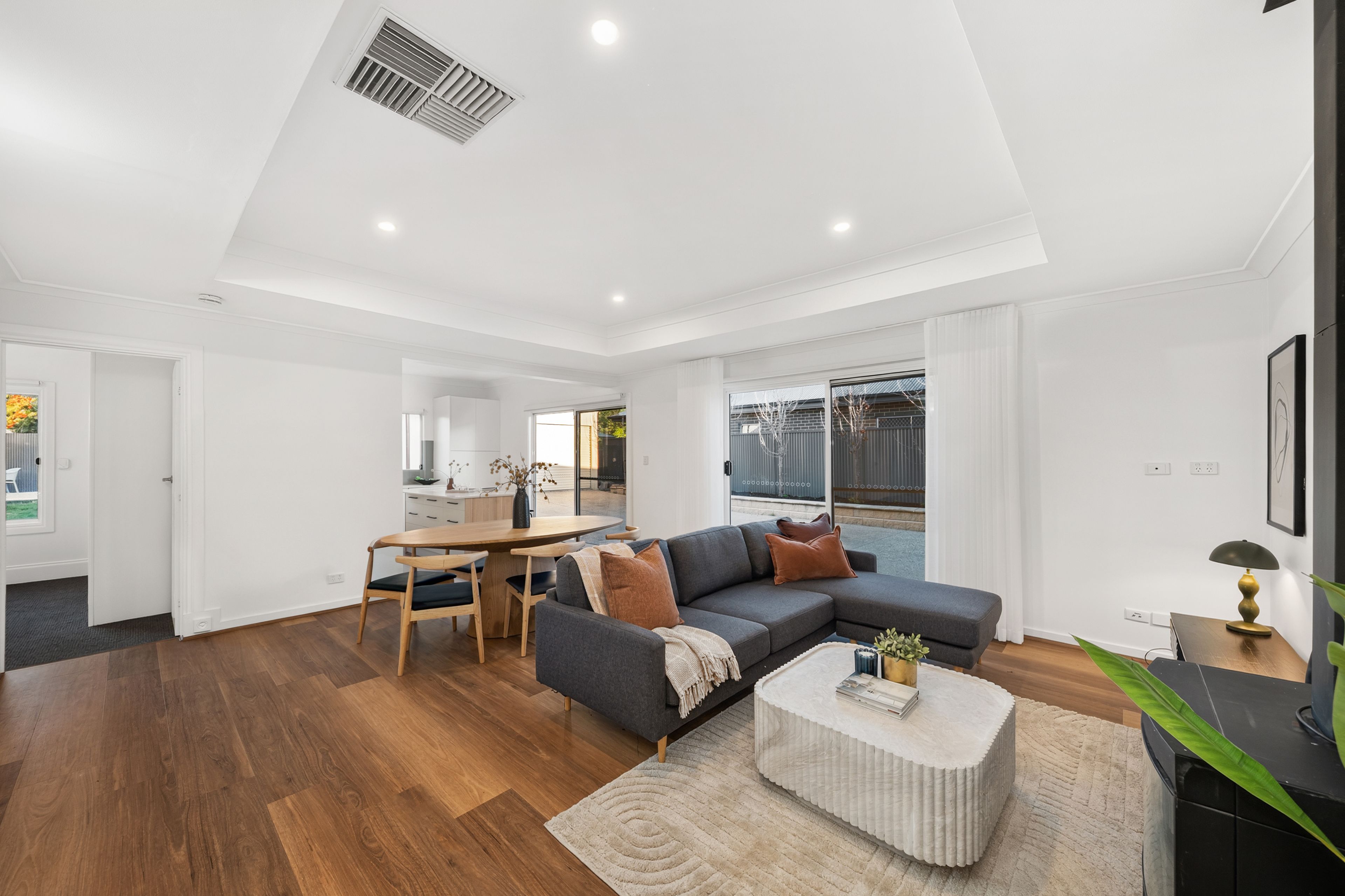 27 Cashel Street — photo 3 of 20