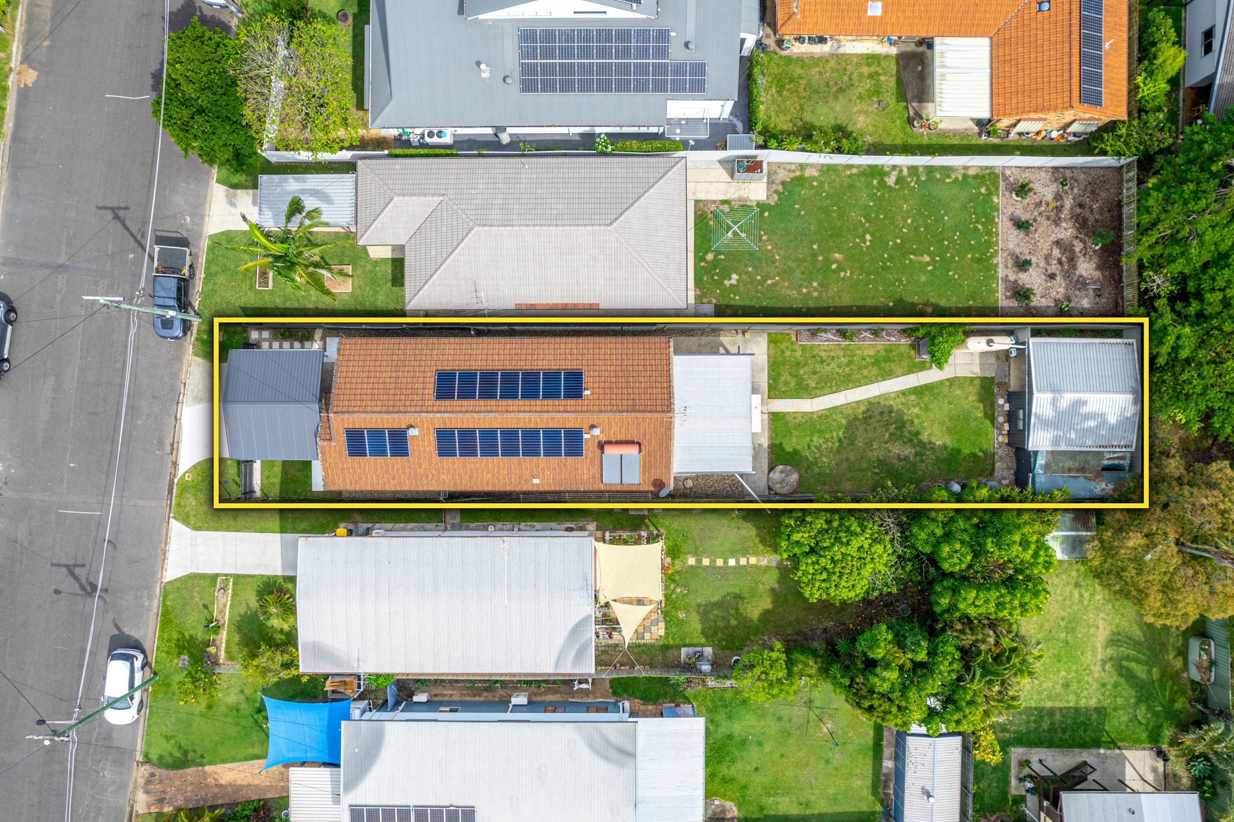 8 Central Avenue, Deagon, QLD 4017