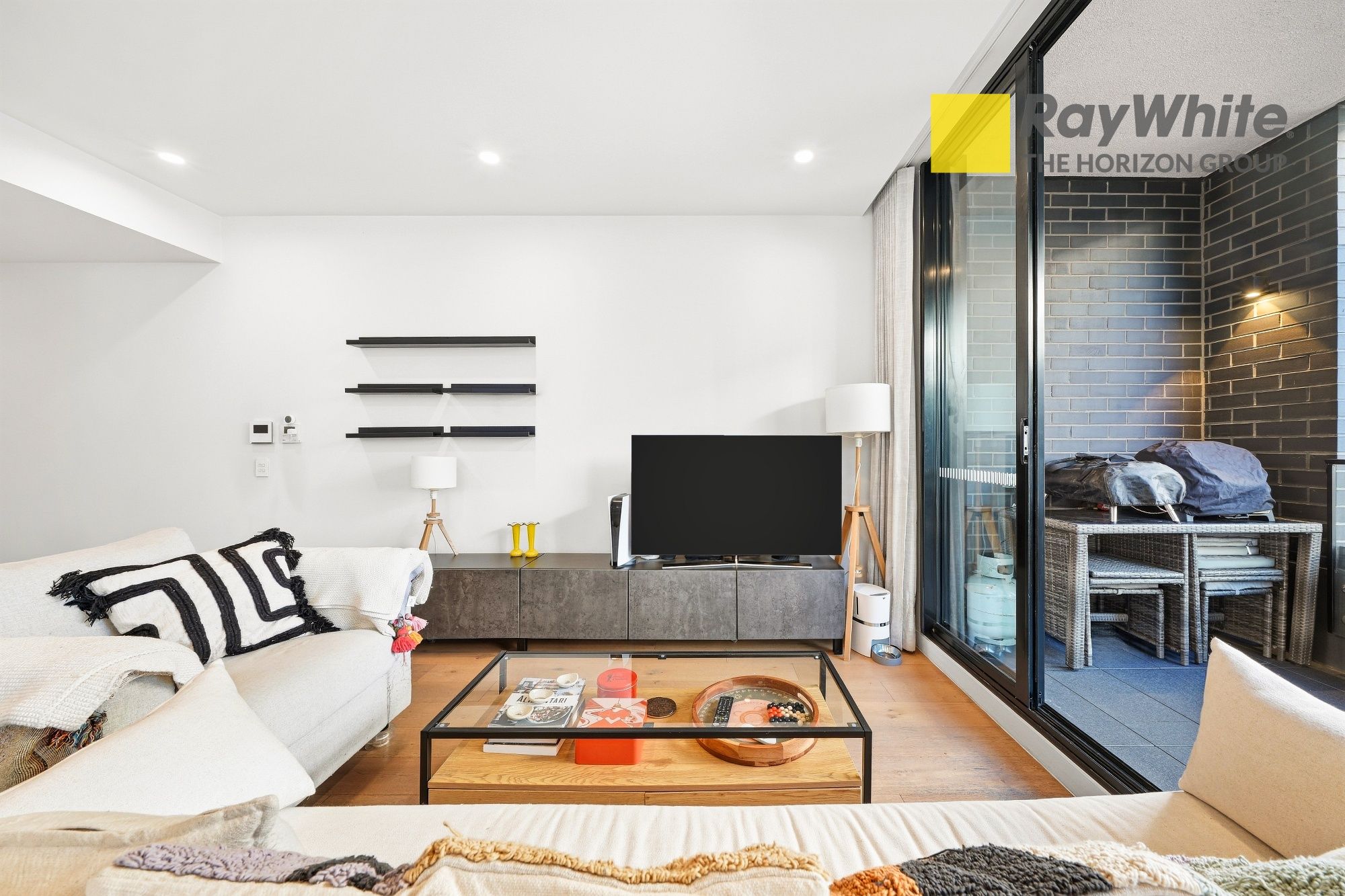 2208/1 Metters Street — photo 7 of 20
