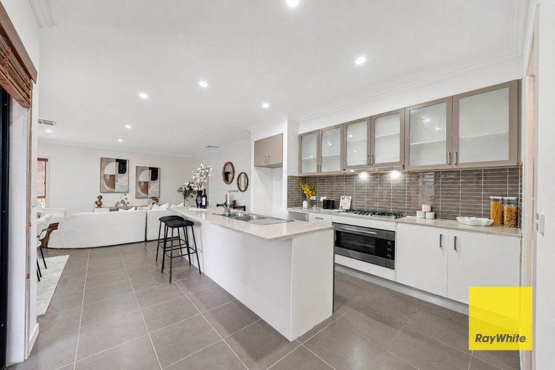 1 Naomi Street — photo 10 of 24