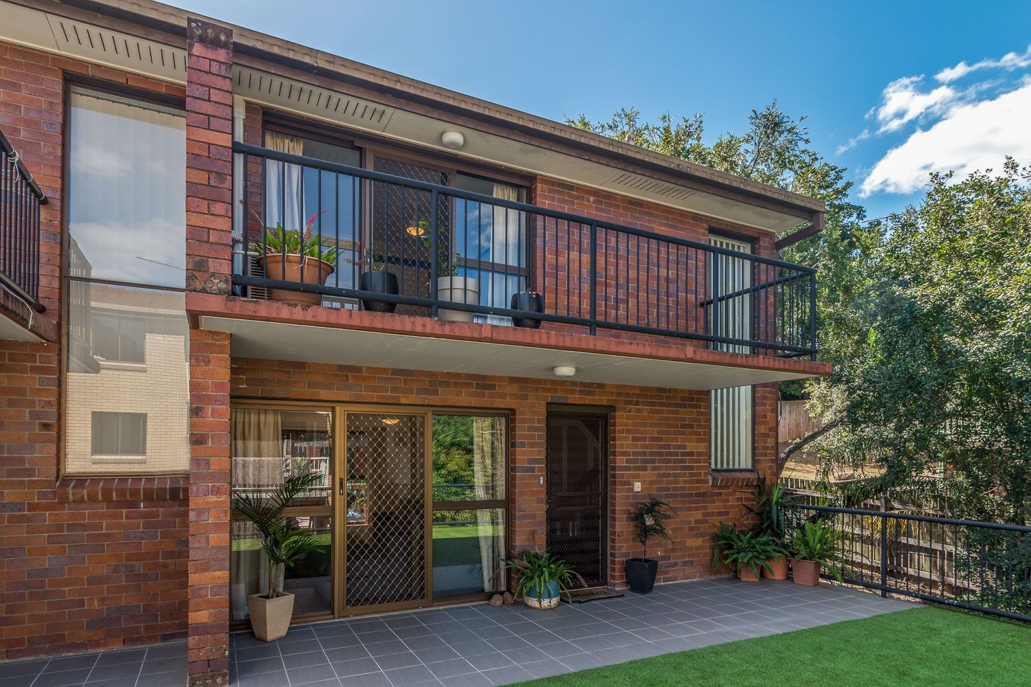 69 Oxford Terrace, Taringa QLD 4068