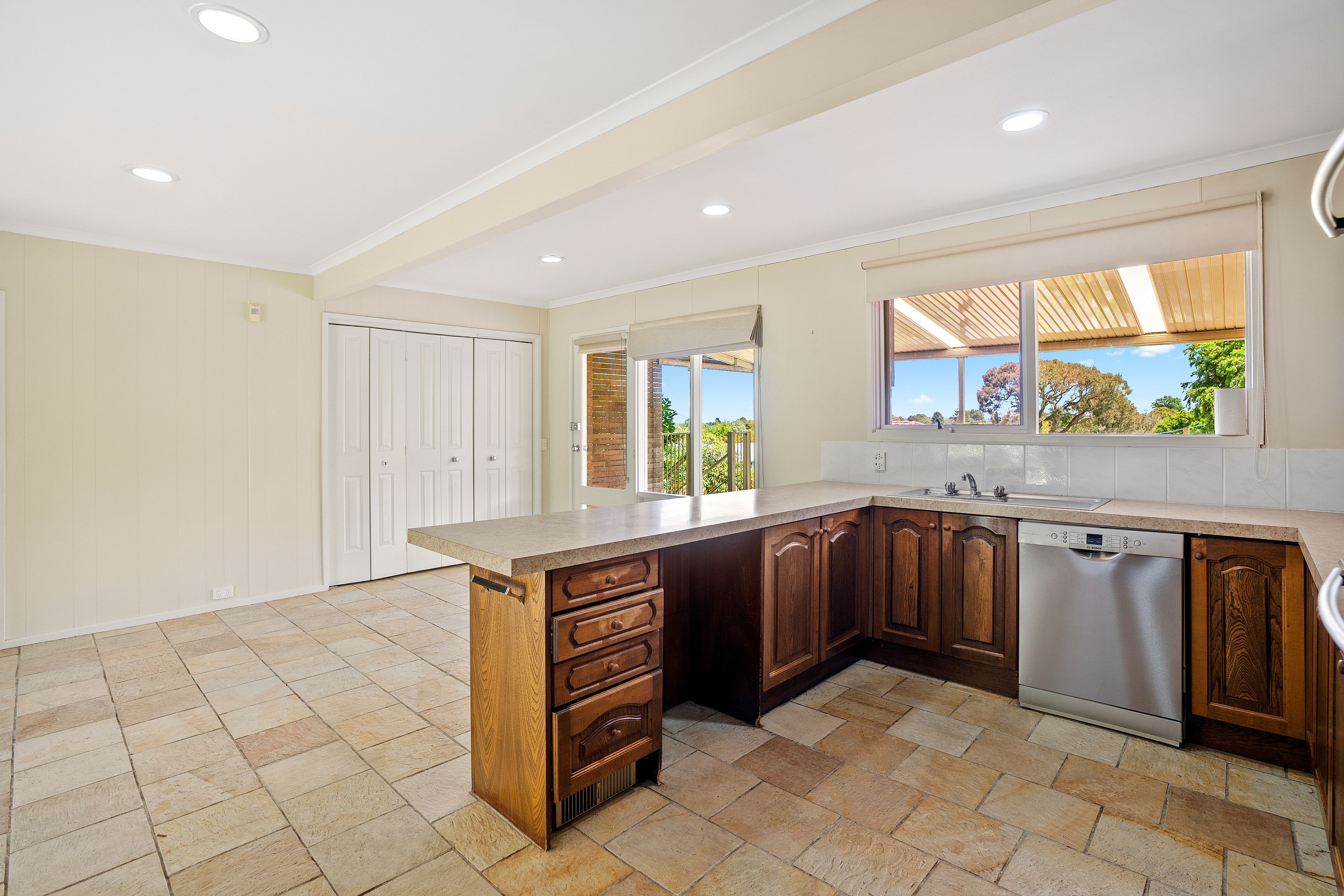 46 Leonard Street, Bayswater, VIC 3153