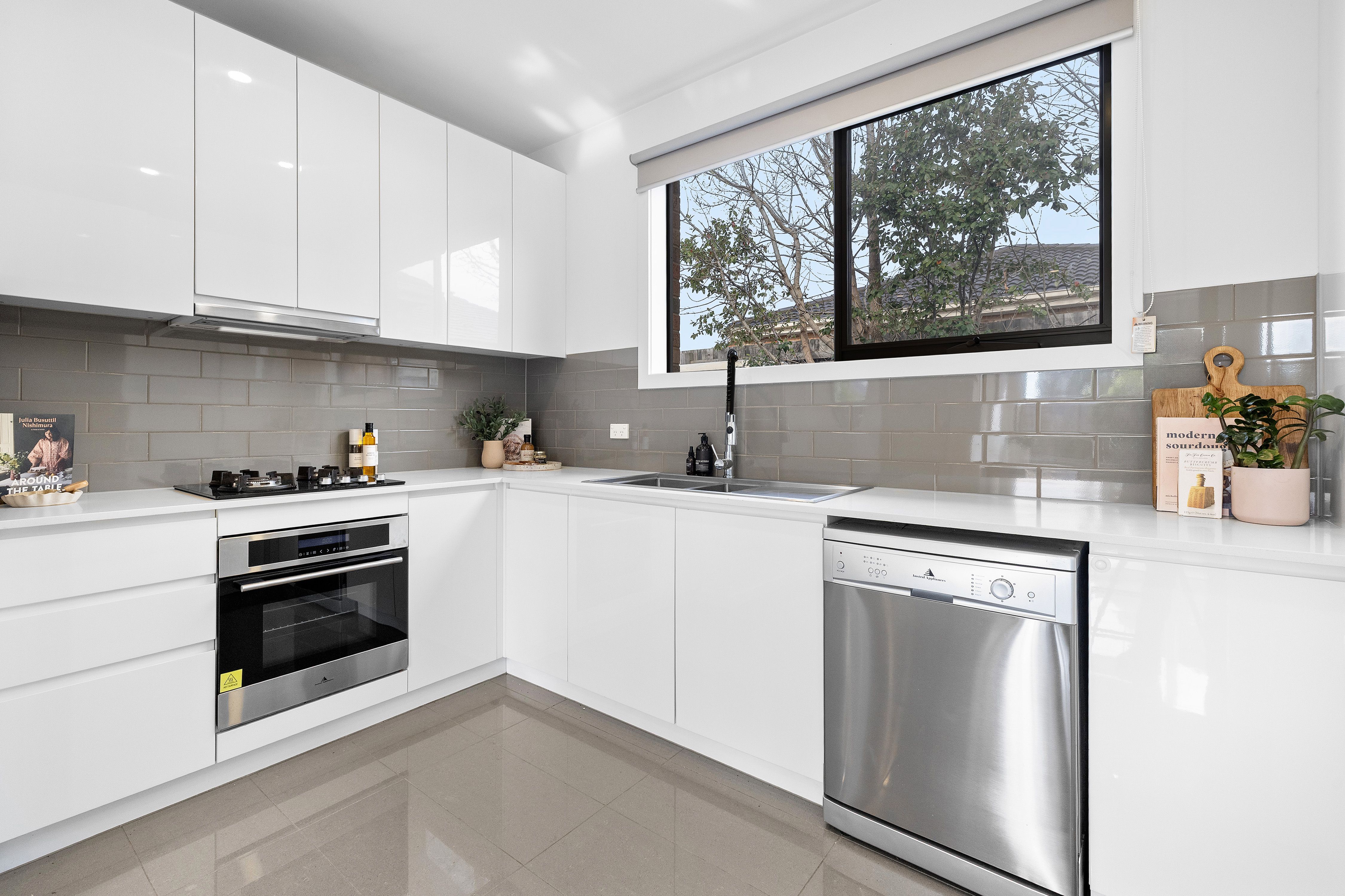 5 Laurel Court — photo 10 of 23