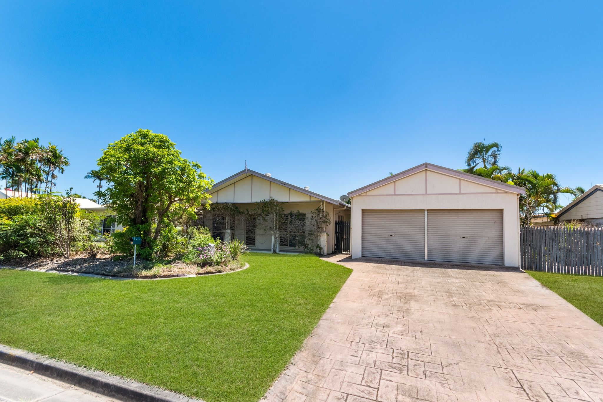 42 Macarthur Drive , Annandale QLD 4814