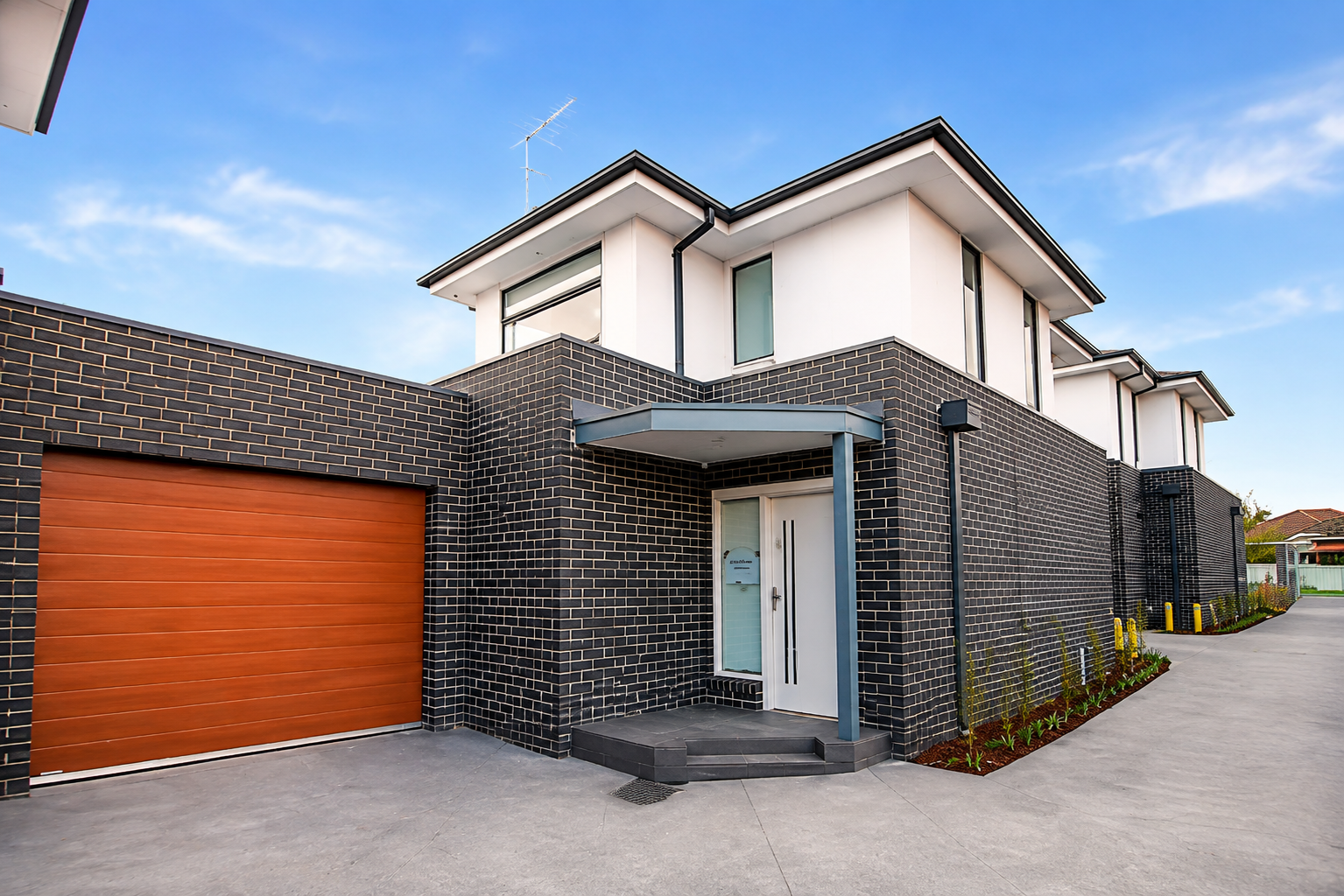 2/3 Livingstone Street, Reservoir, VIC 3073