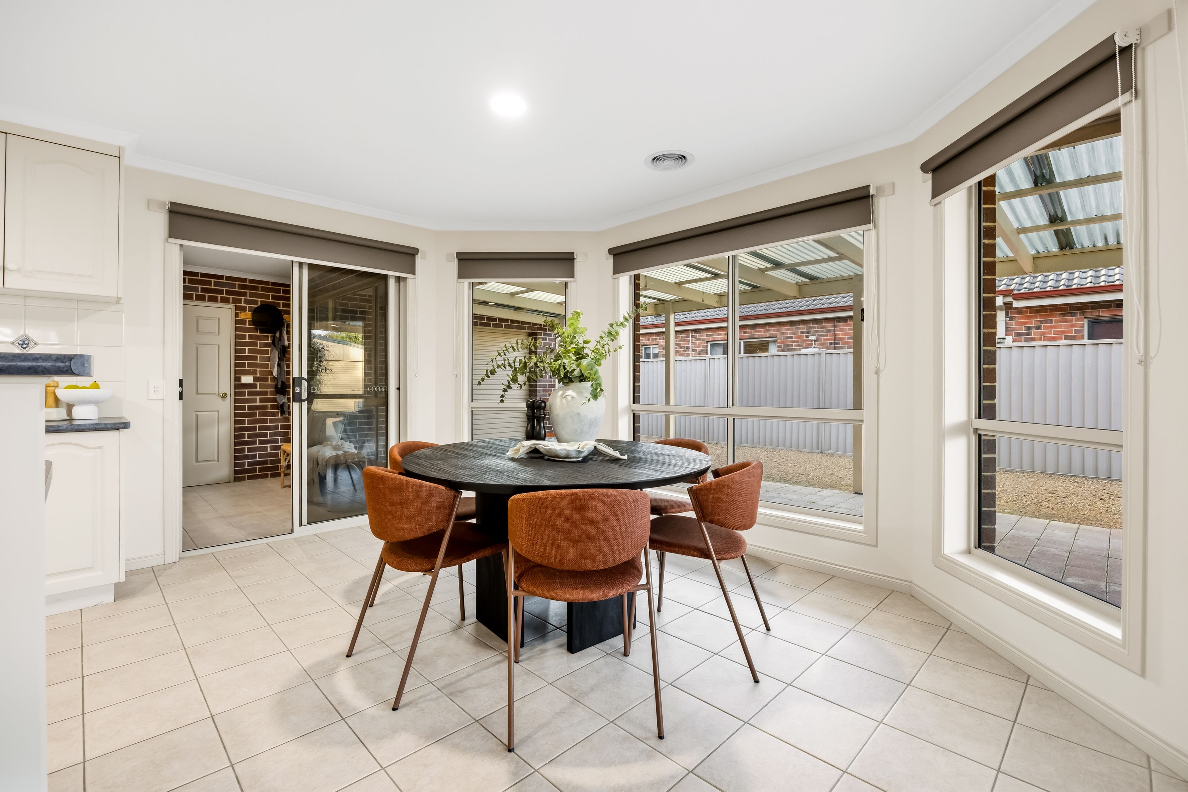 5 Argyle Crescent — photo 11 of 27