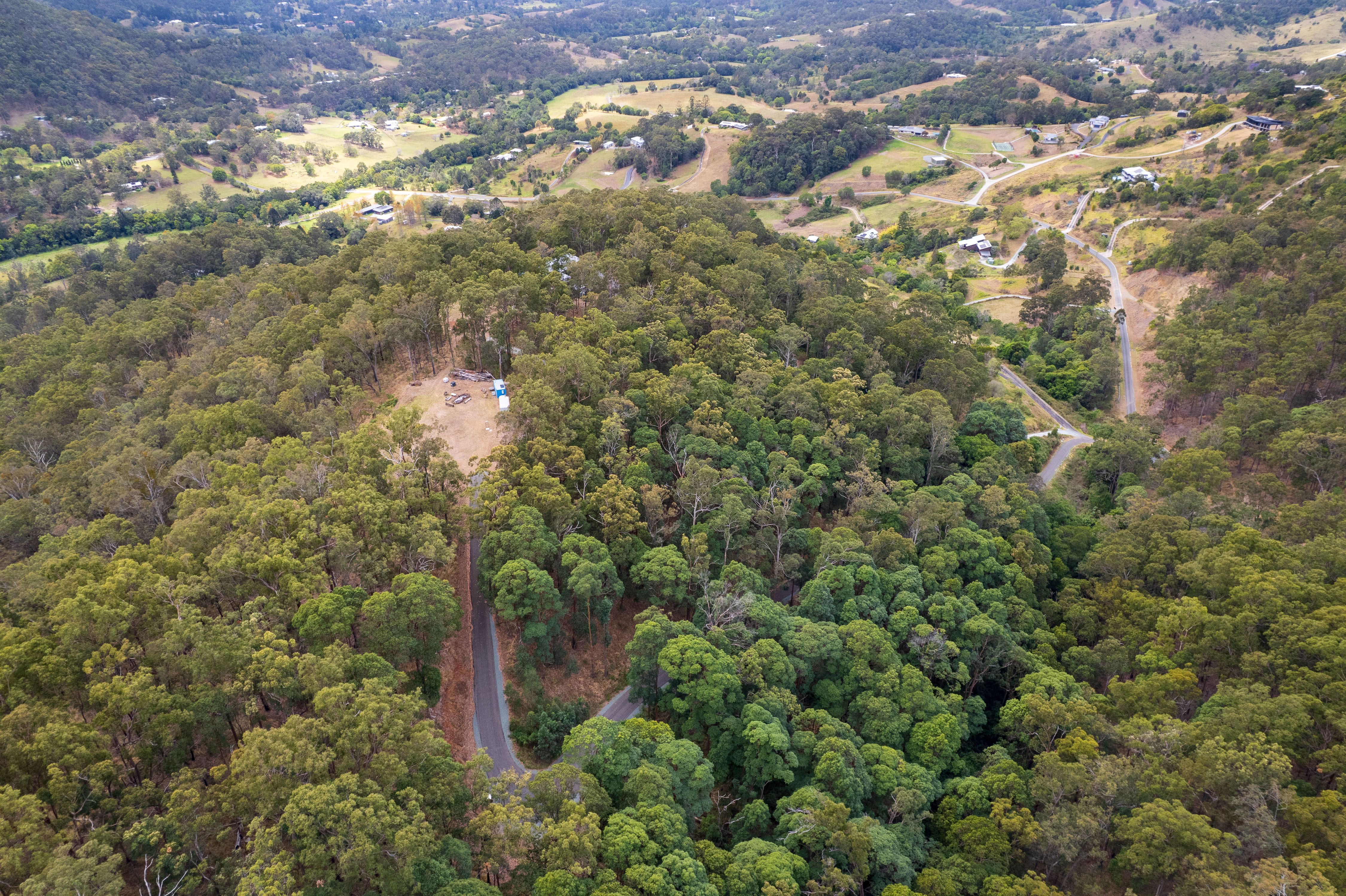 9.98 Hectares of Opportunity — photo 5 of 14
