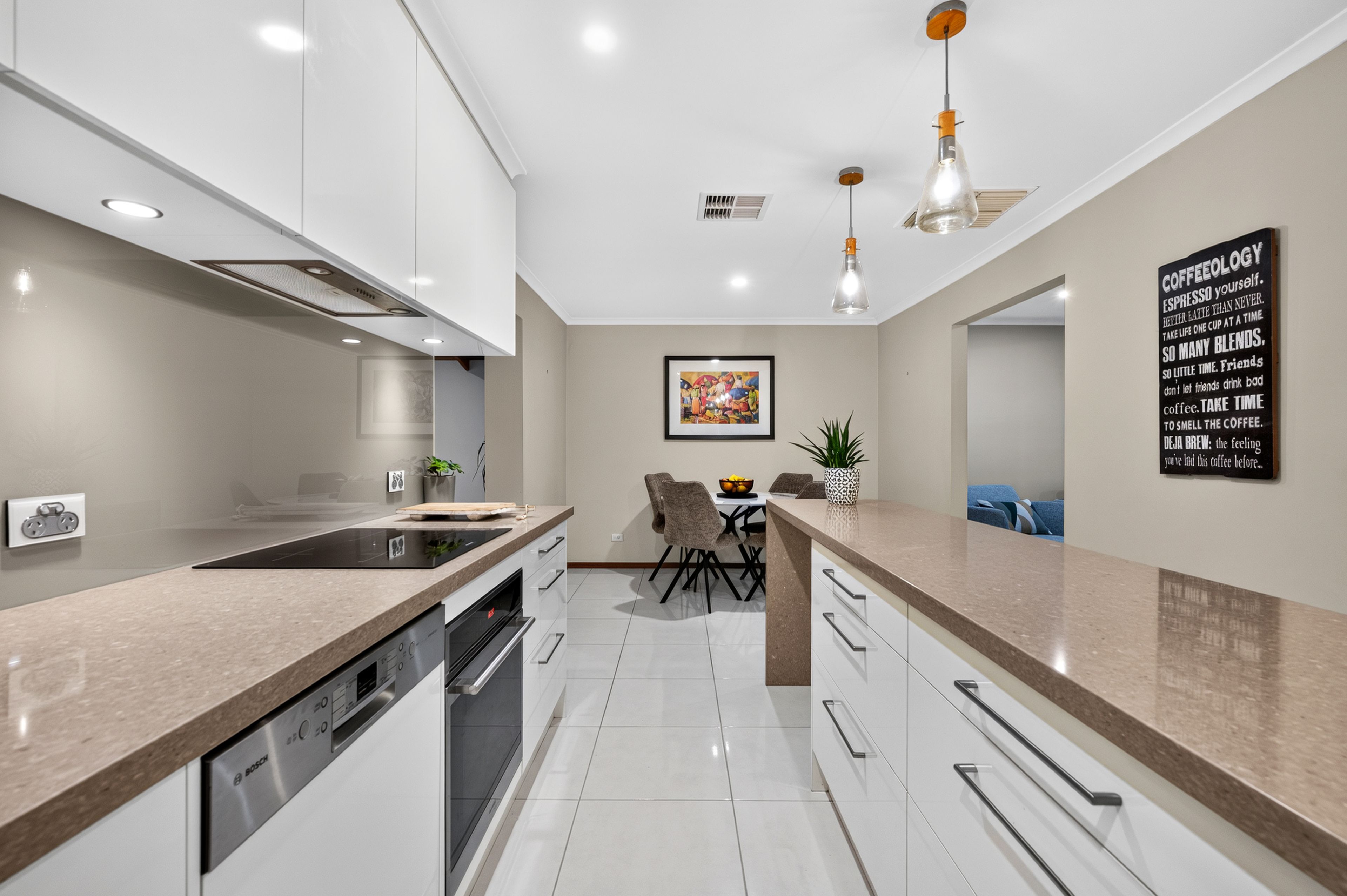 19 Mariners Crescent — photo 9 of 25