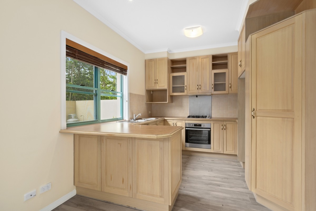2/21 Surf Street, Mermaid Beach, QLD 4218