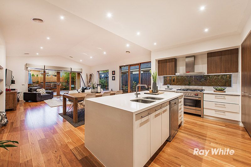 6 Eccles Way, Botanic Ridge VIC 3977
