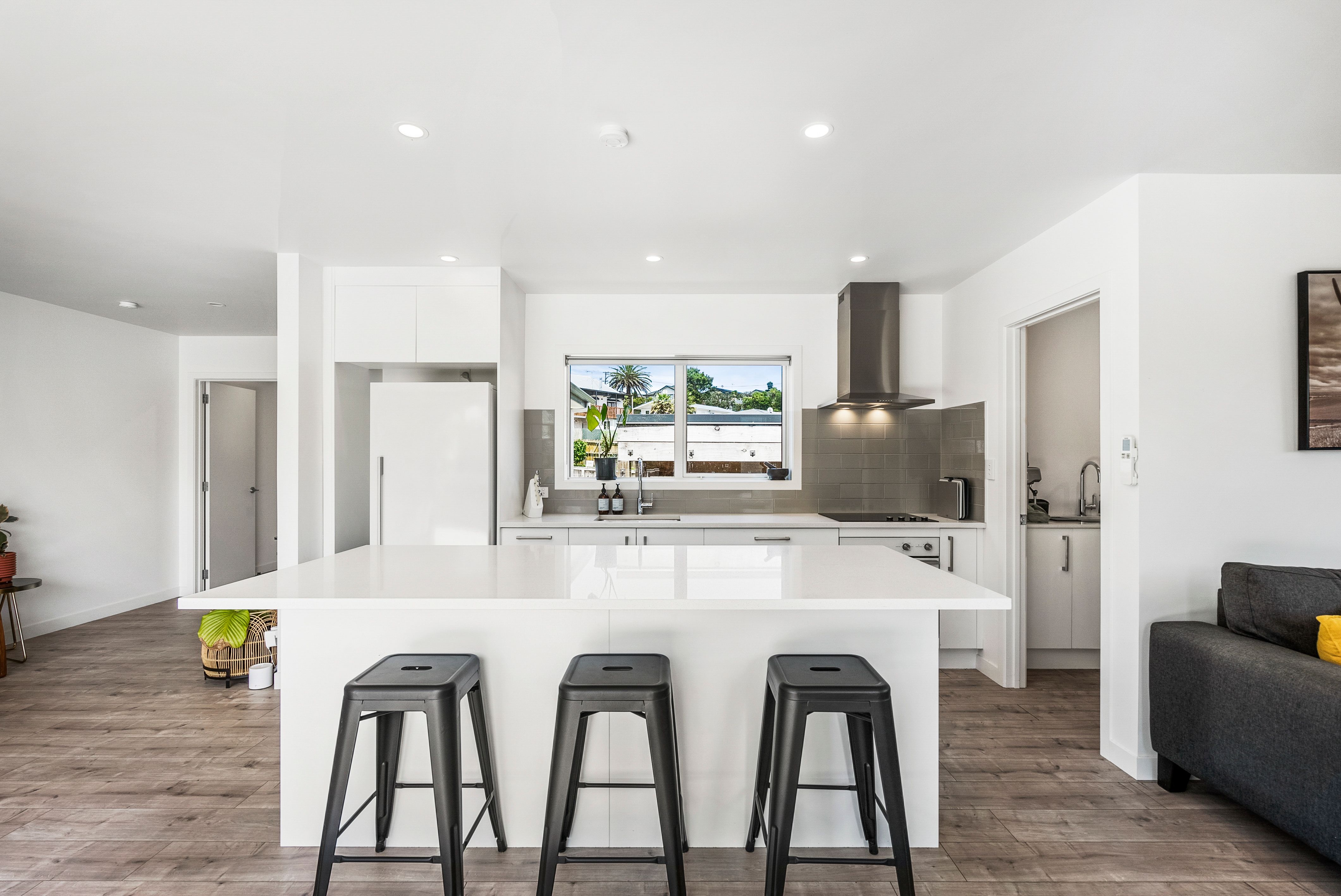 15D Aeroview Drive, Beach Haven, North Shore City