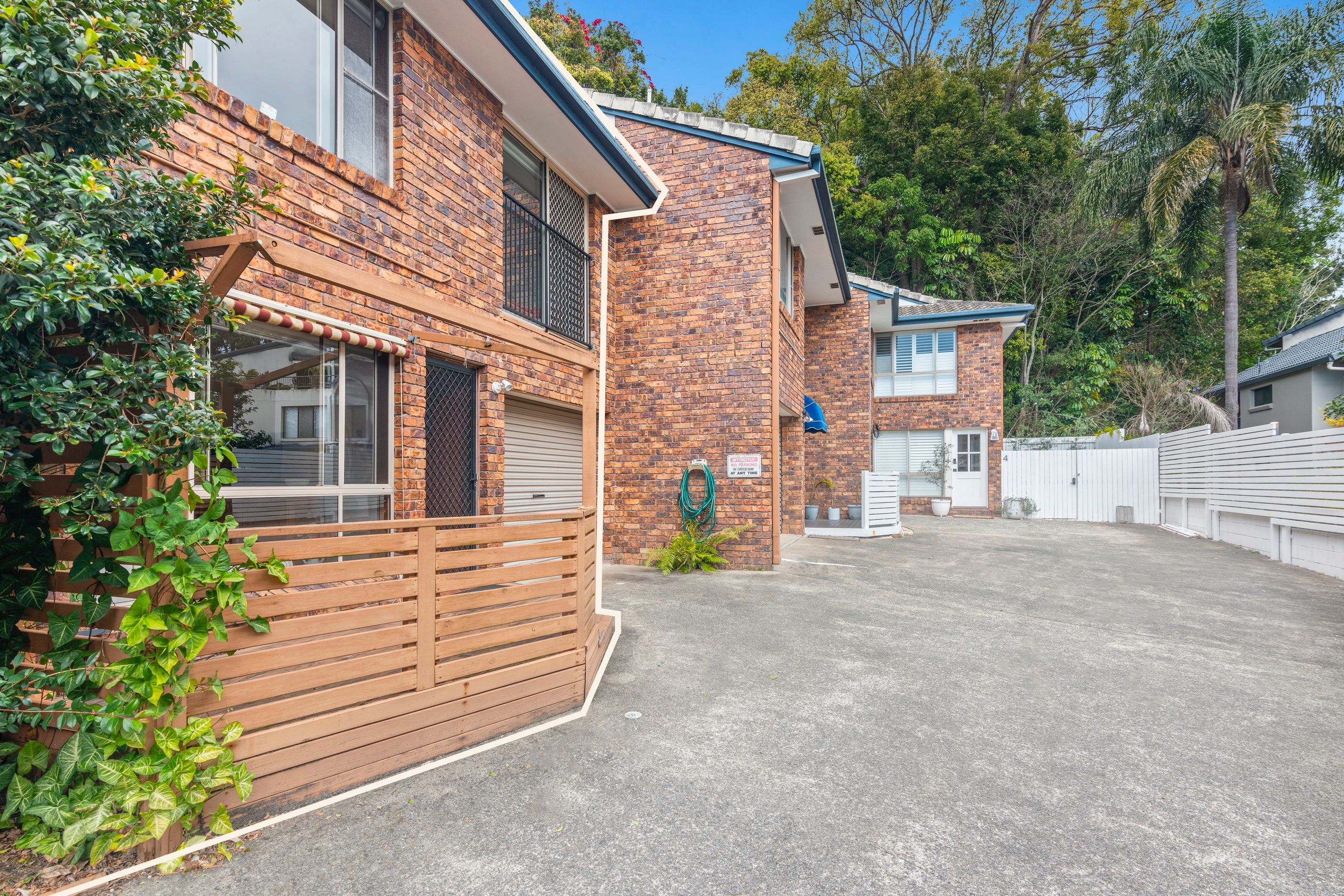 2/6 Weeumba Street, Currumbin, QLD 4223