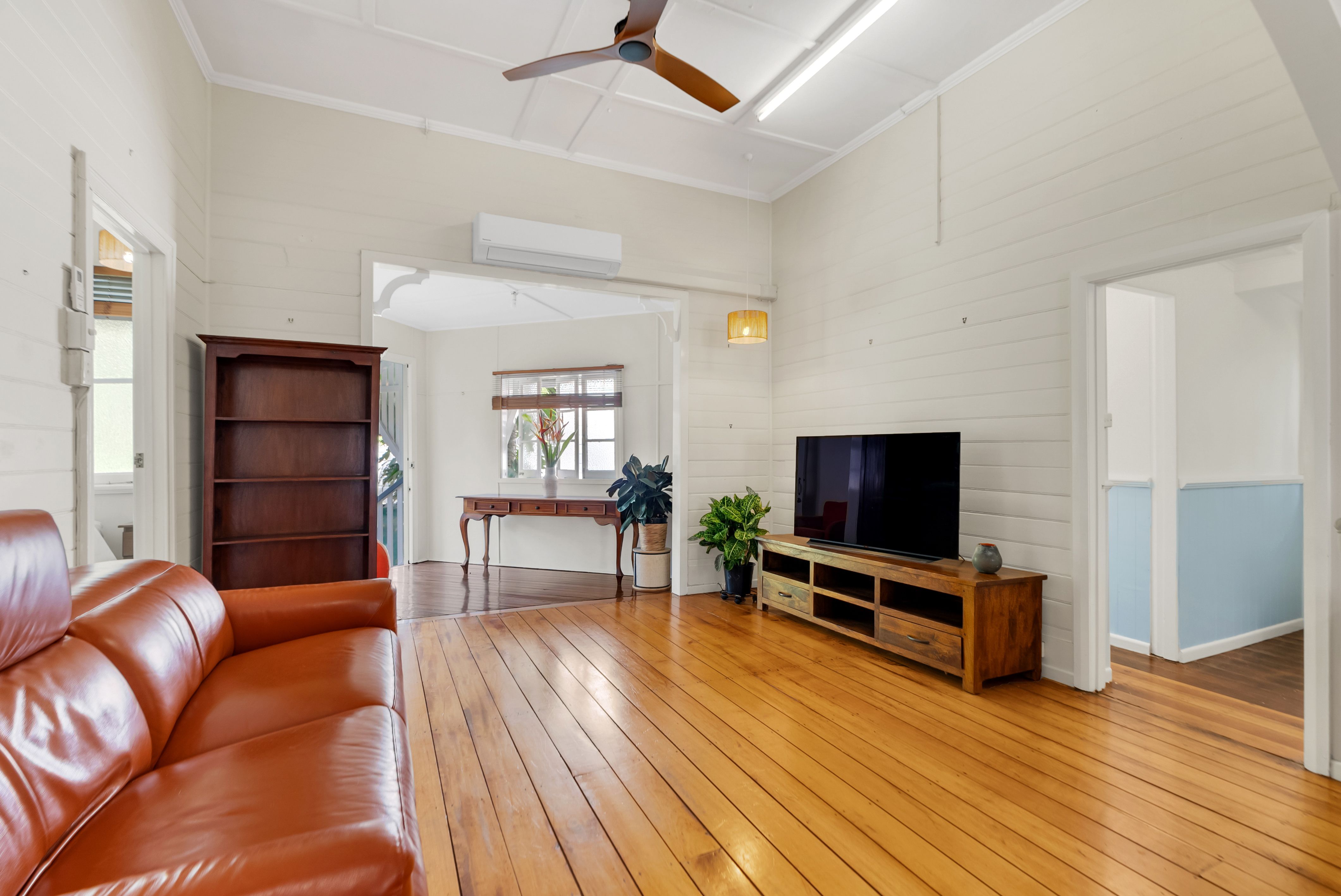 12 Edward Street, Cairns North QLD 4870