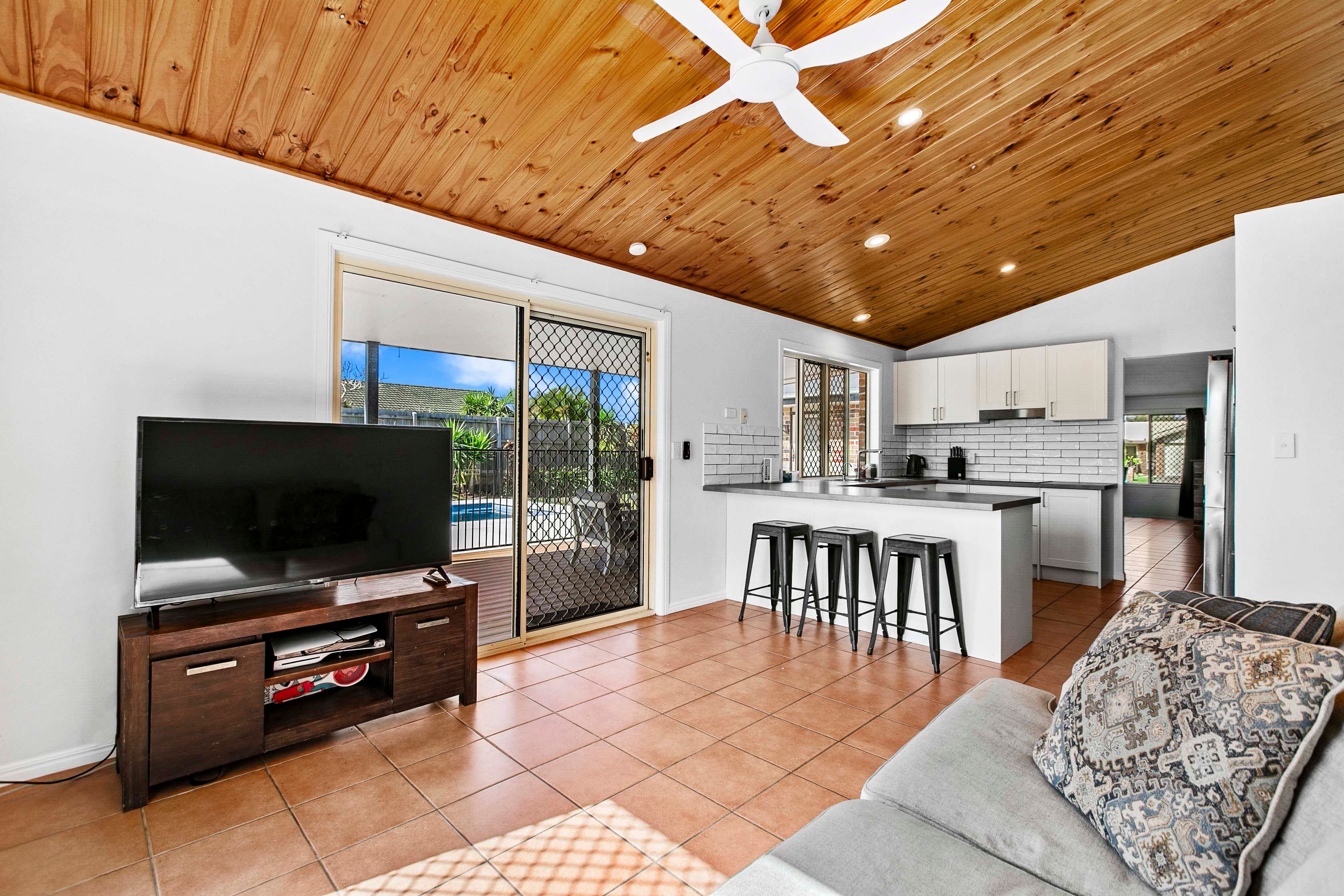 6 Merrilyn Court — photo 9 of 30