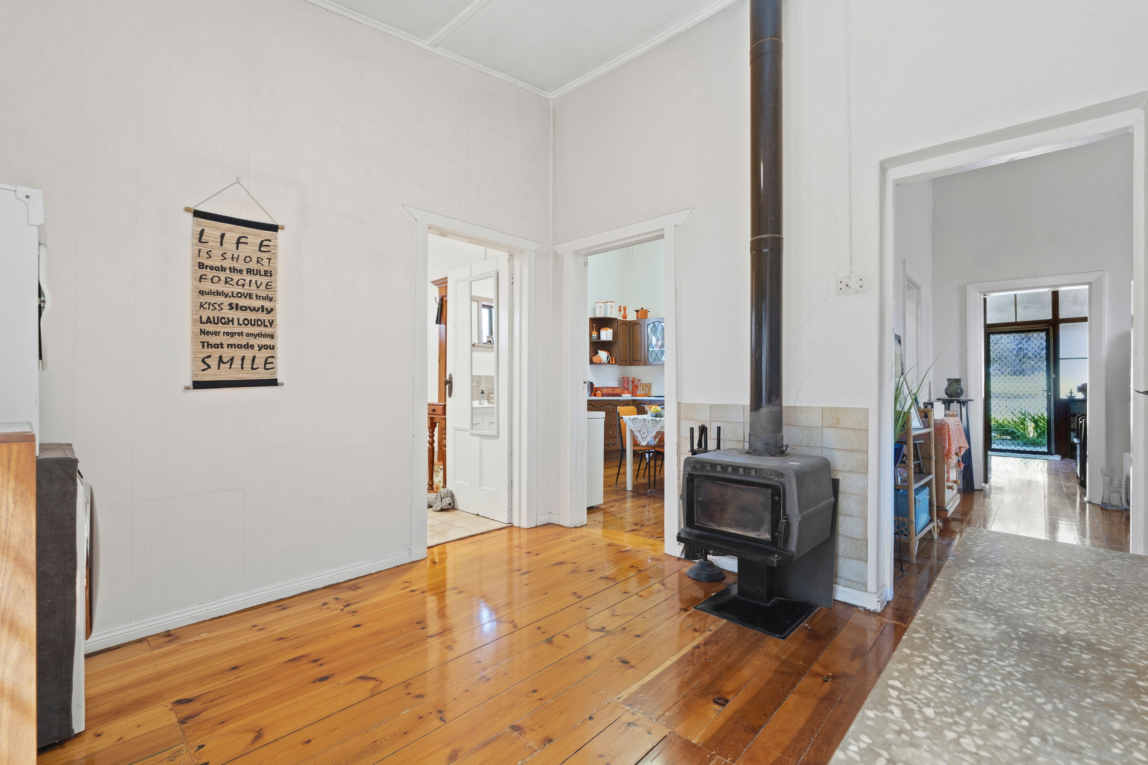83 Cornish Terrace — photo 11 of 16