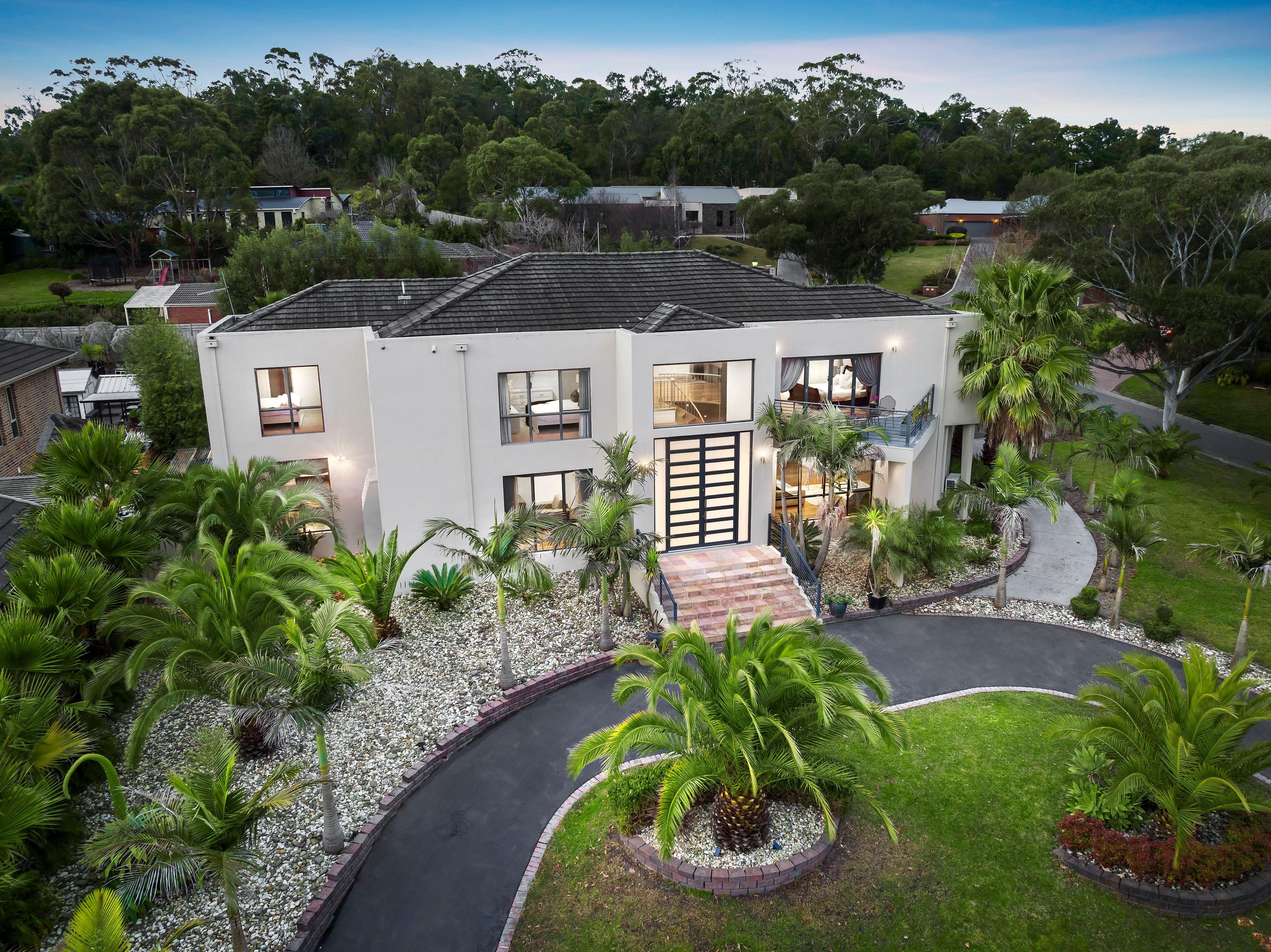 25 Parkside Boulevard, Lysterfield South, VIC 3156