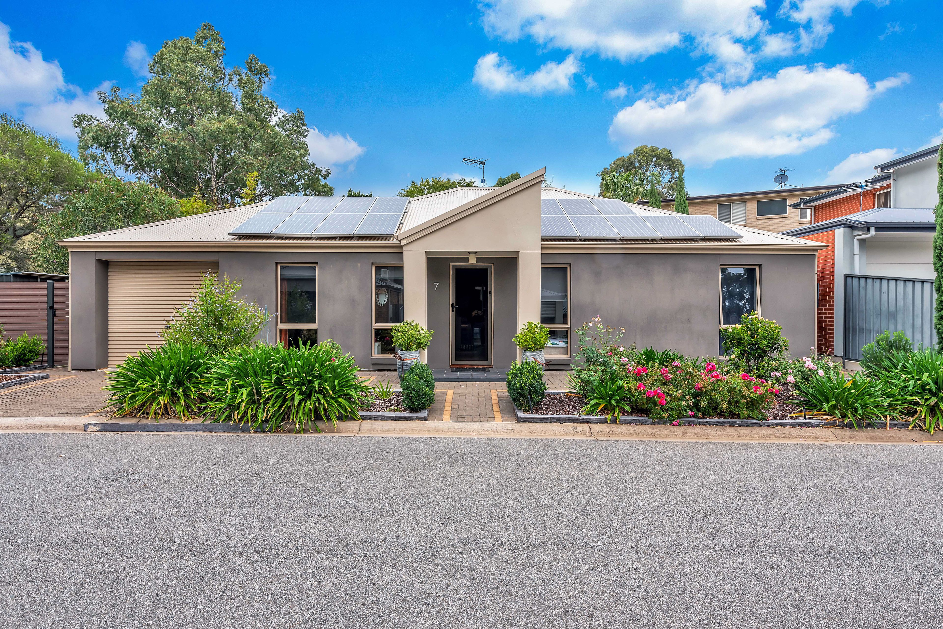198 Black Road, Aberfoyle Park SA 5159