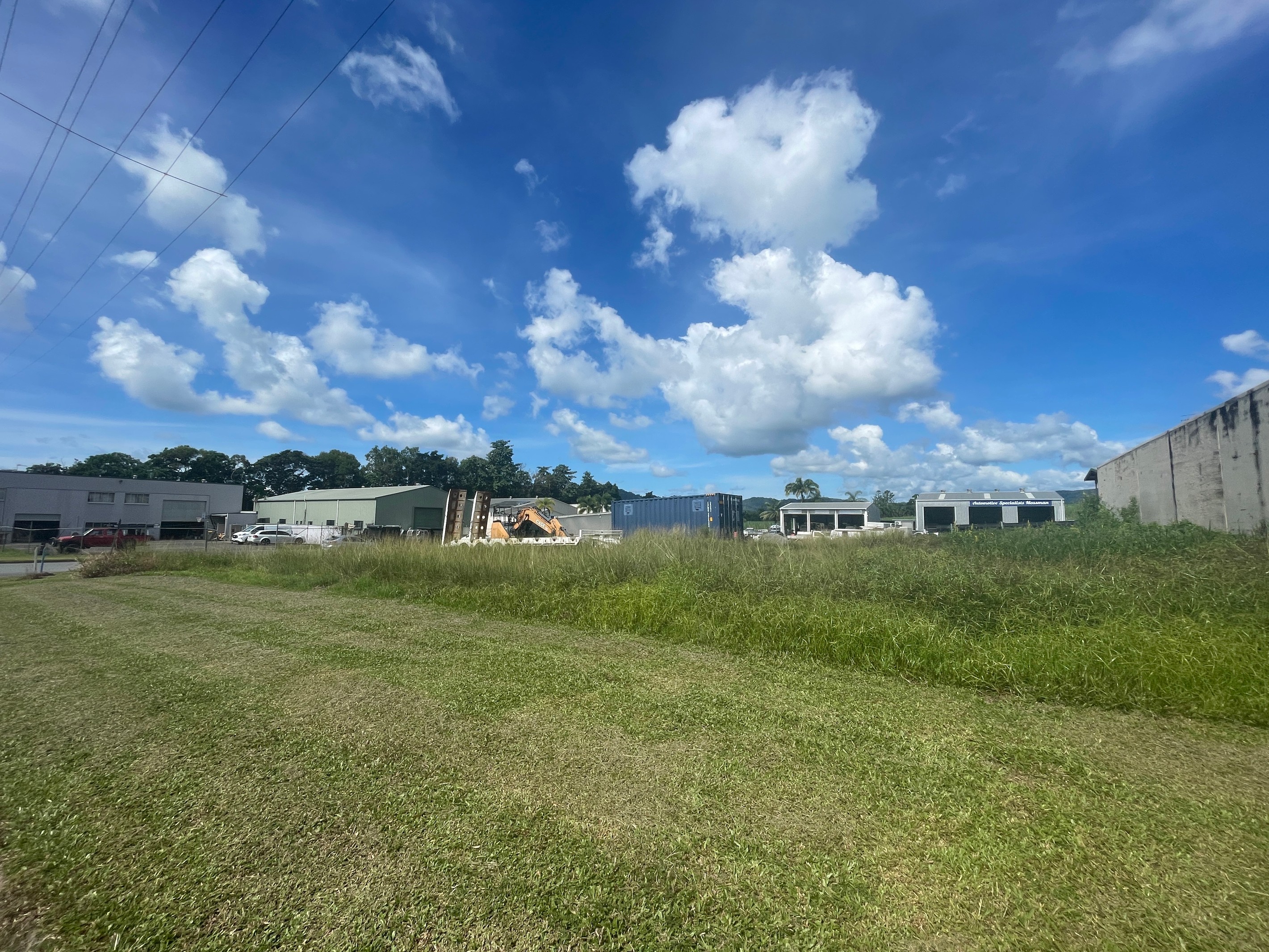 1 Theresa Drive, Mossman, QLD 4873