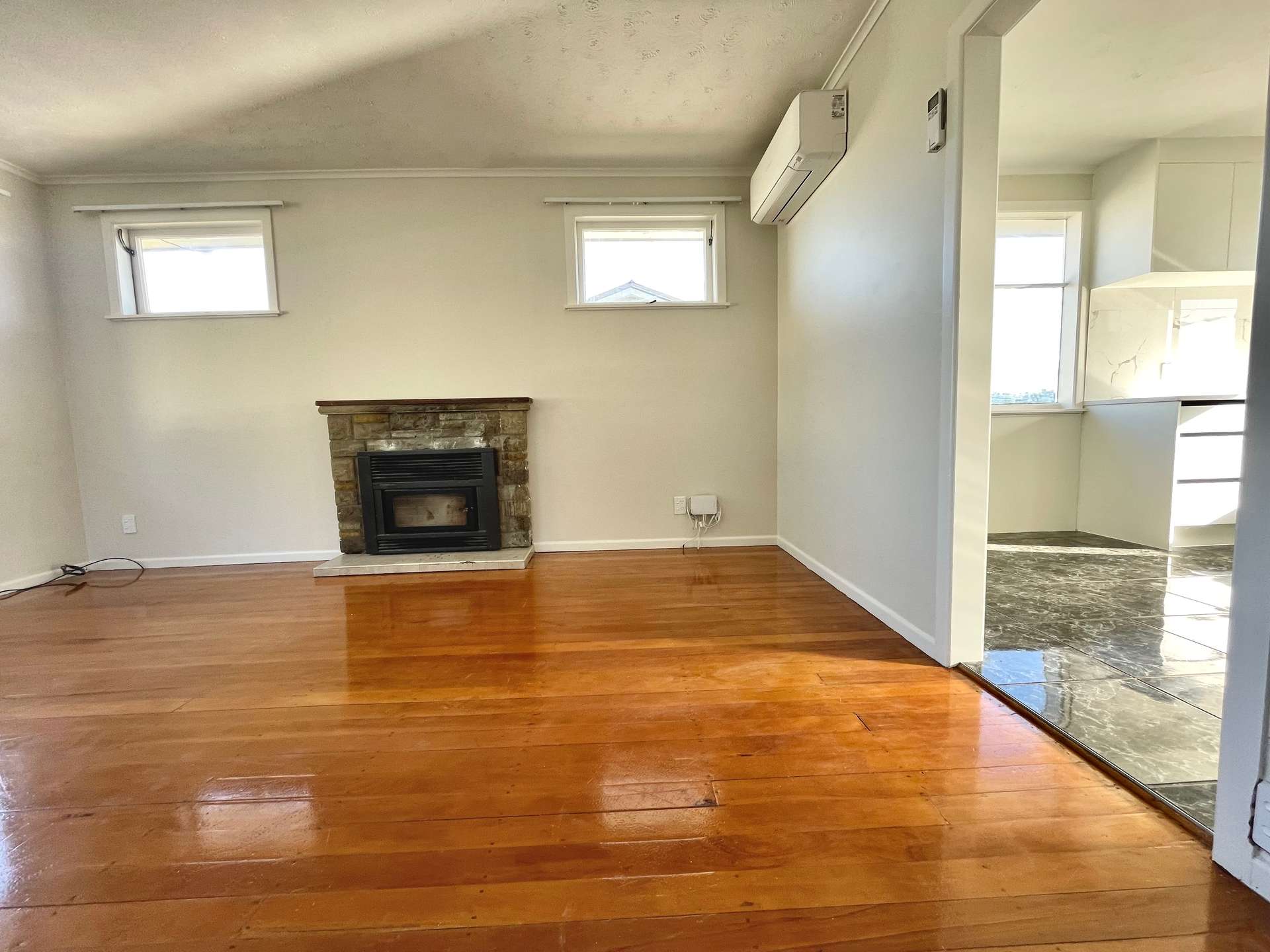 84 Harrington Road photo 2