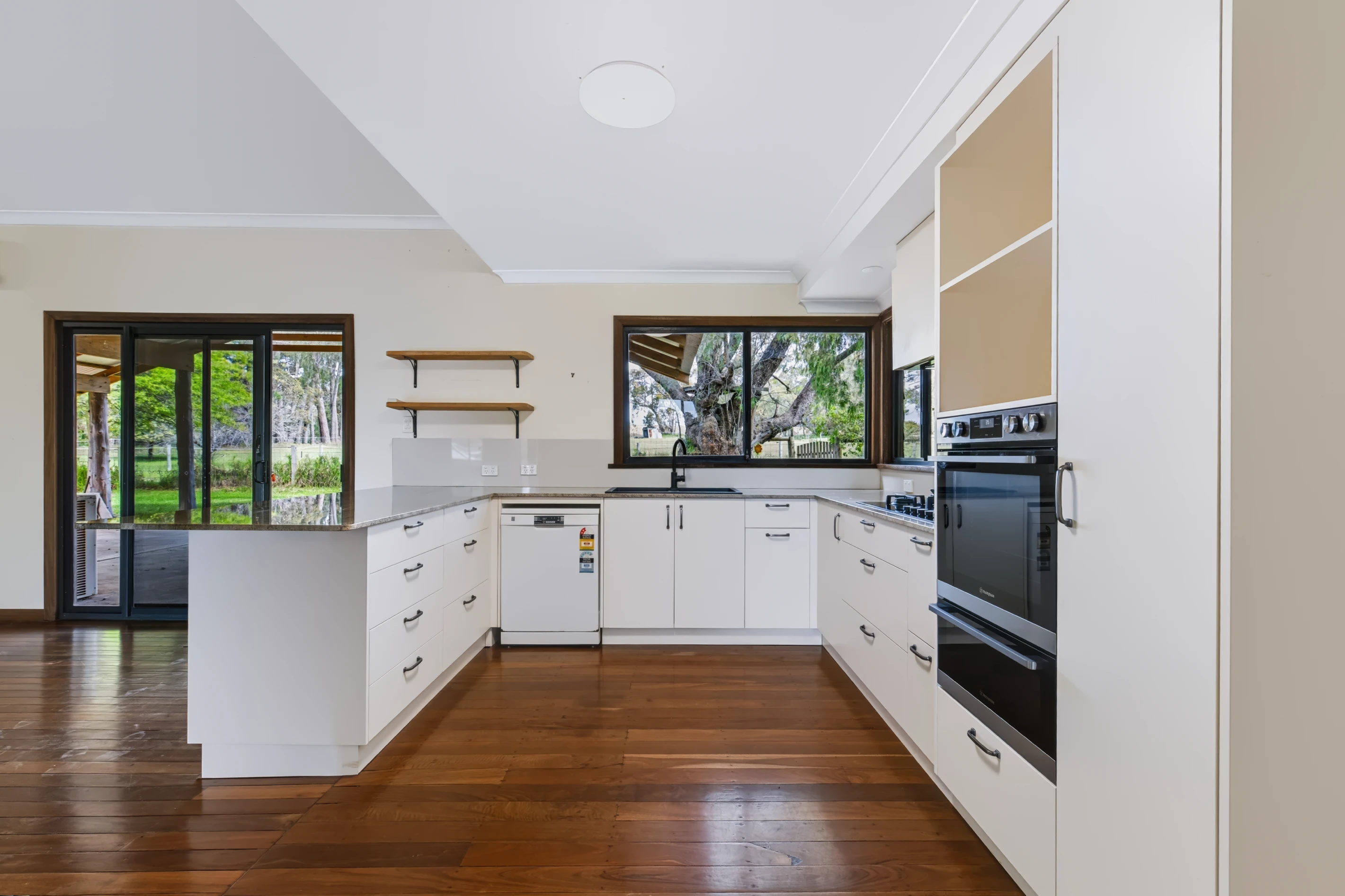 76 Walburra Siding Road, Metricup, WA 6280