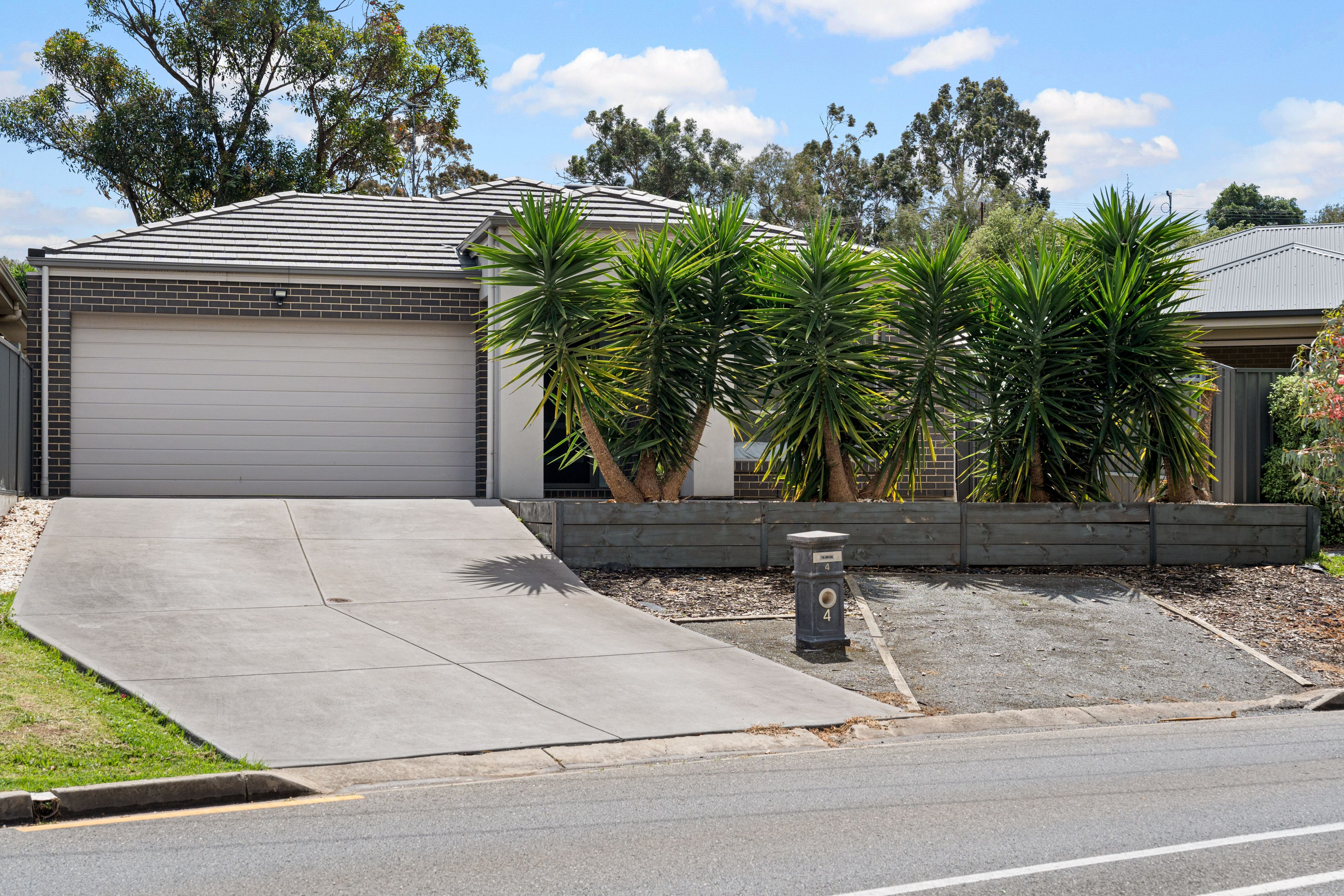 4 Cronulla Drive, Redwood Park, SA 5097