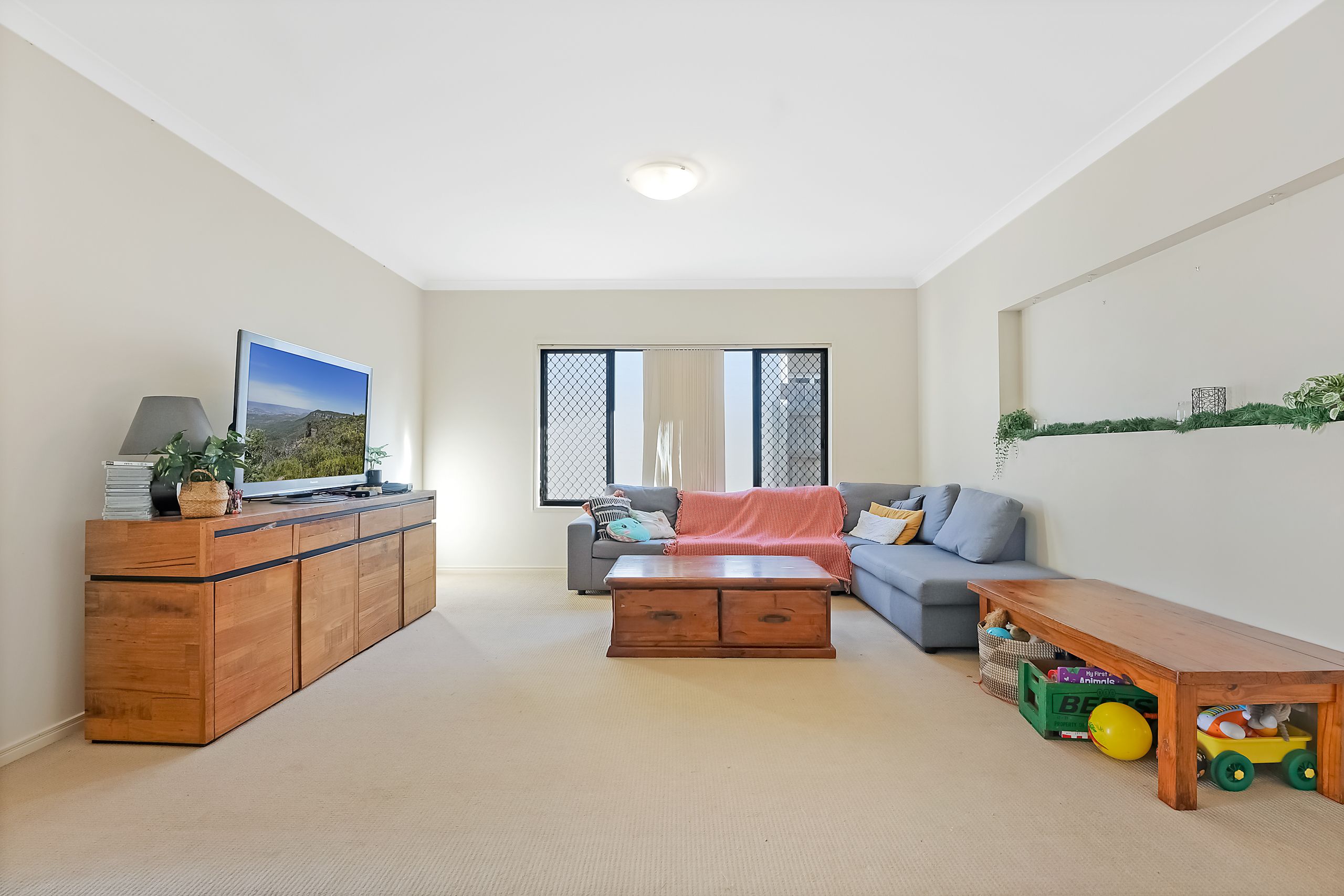33 Wallaroo Circuit, North Lakes, QLD 4509