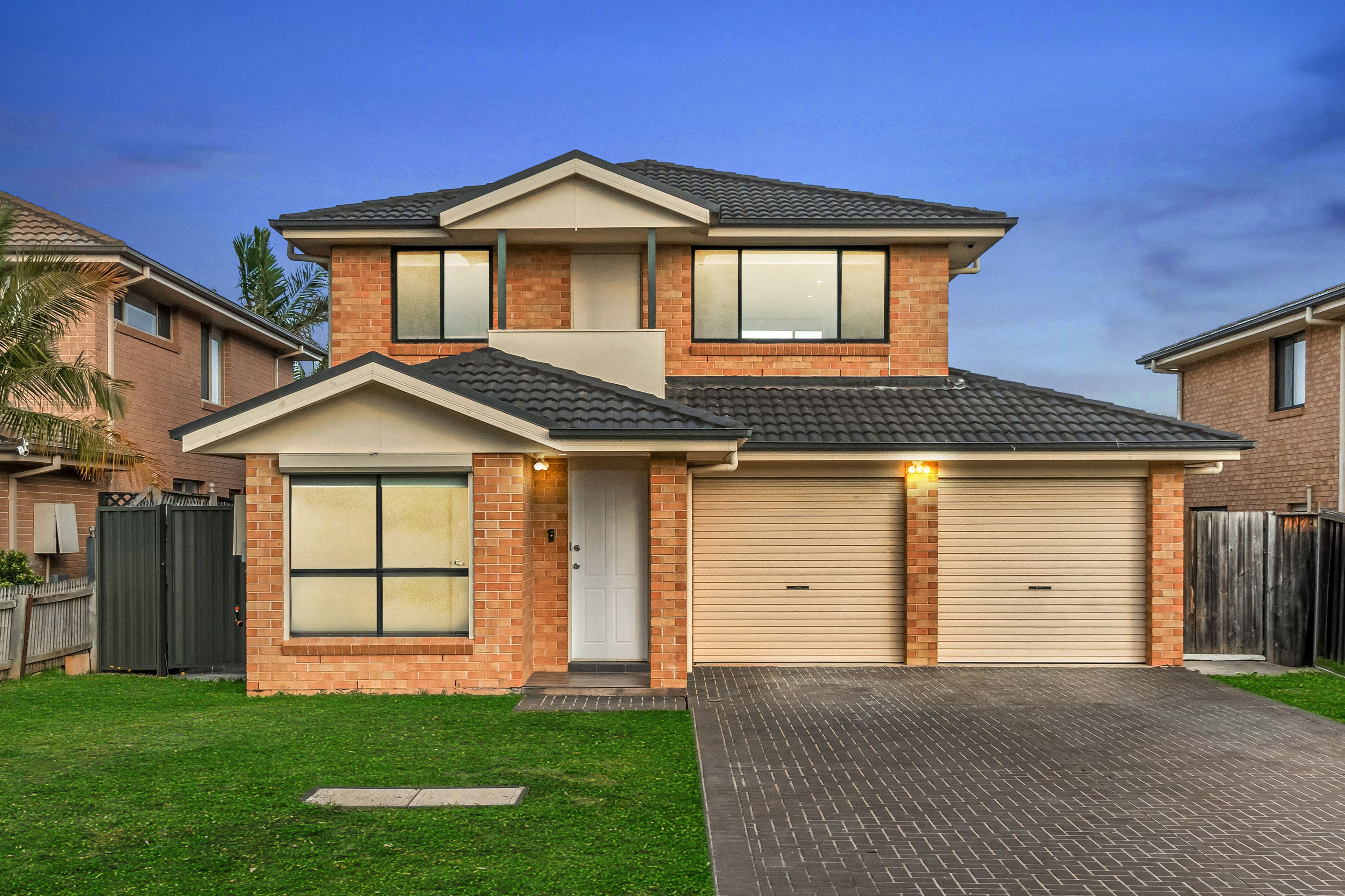 9 Graziers Way , Carnes Hill NSW 2171