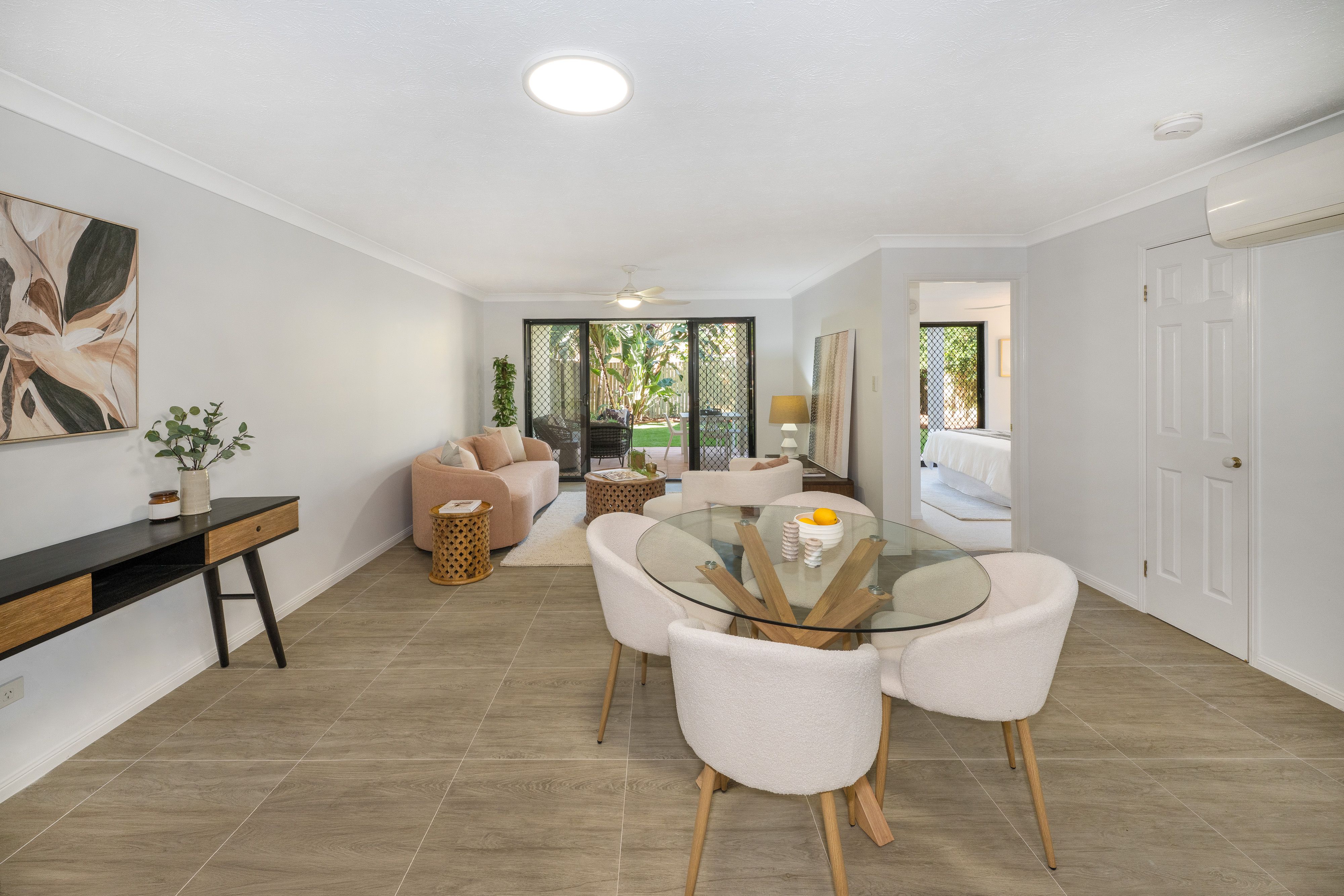2/33 Brassey Street — photo 6 of 18