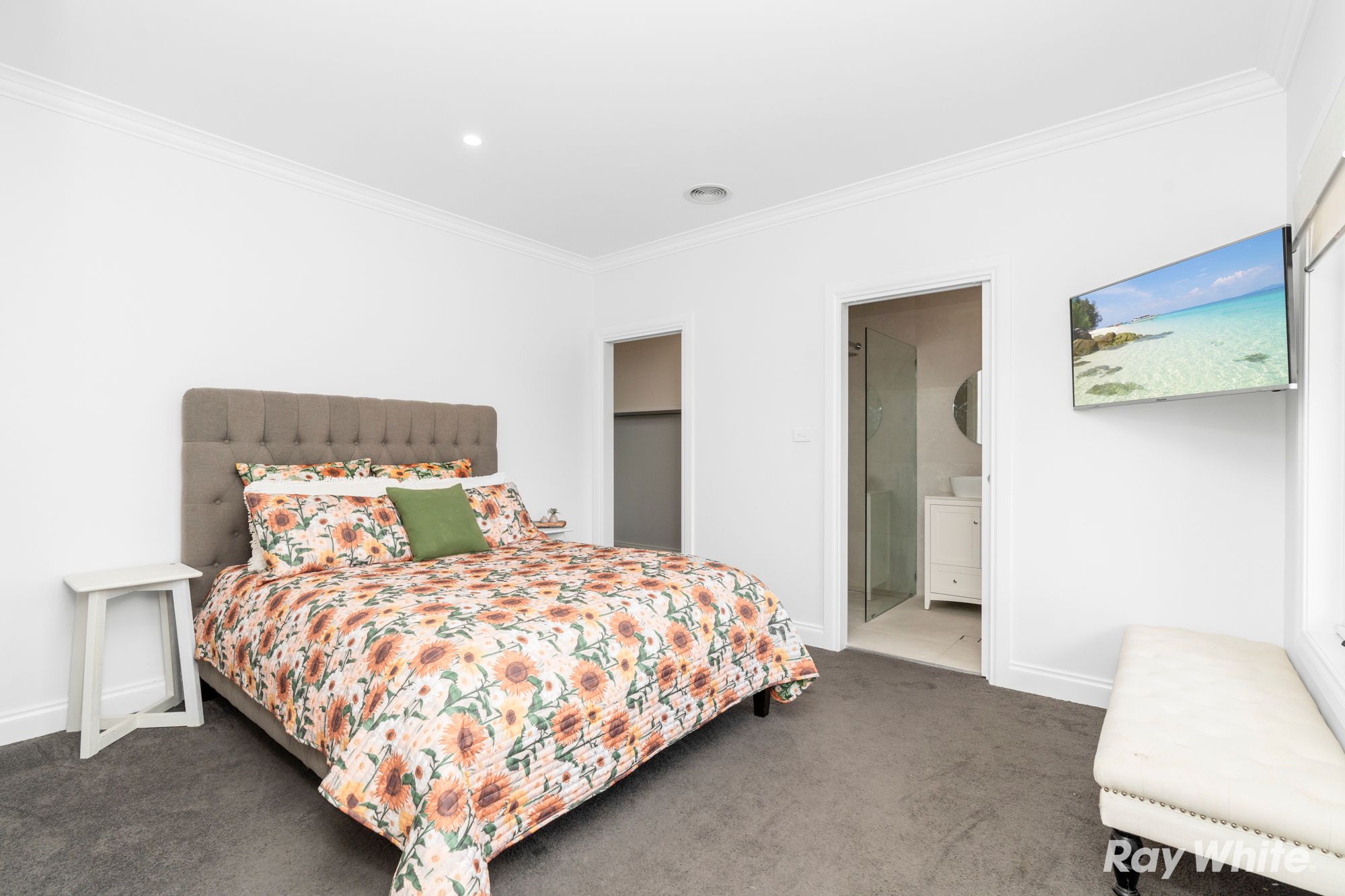 5 Heffron Street — photo 7 of 15