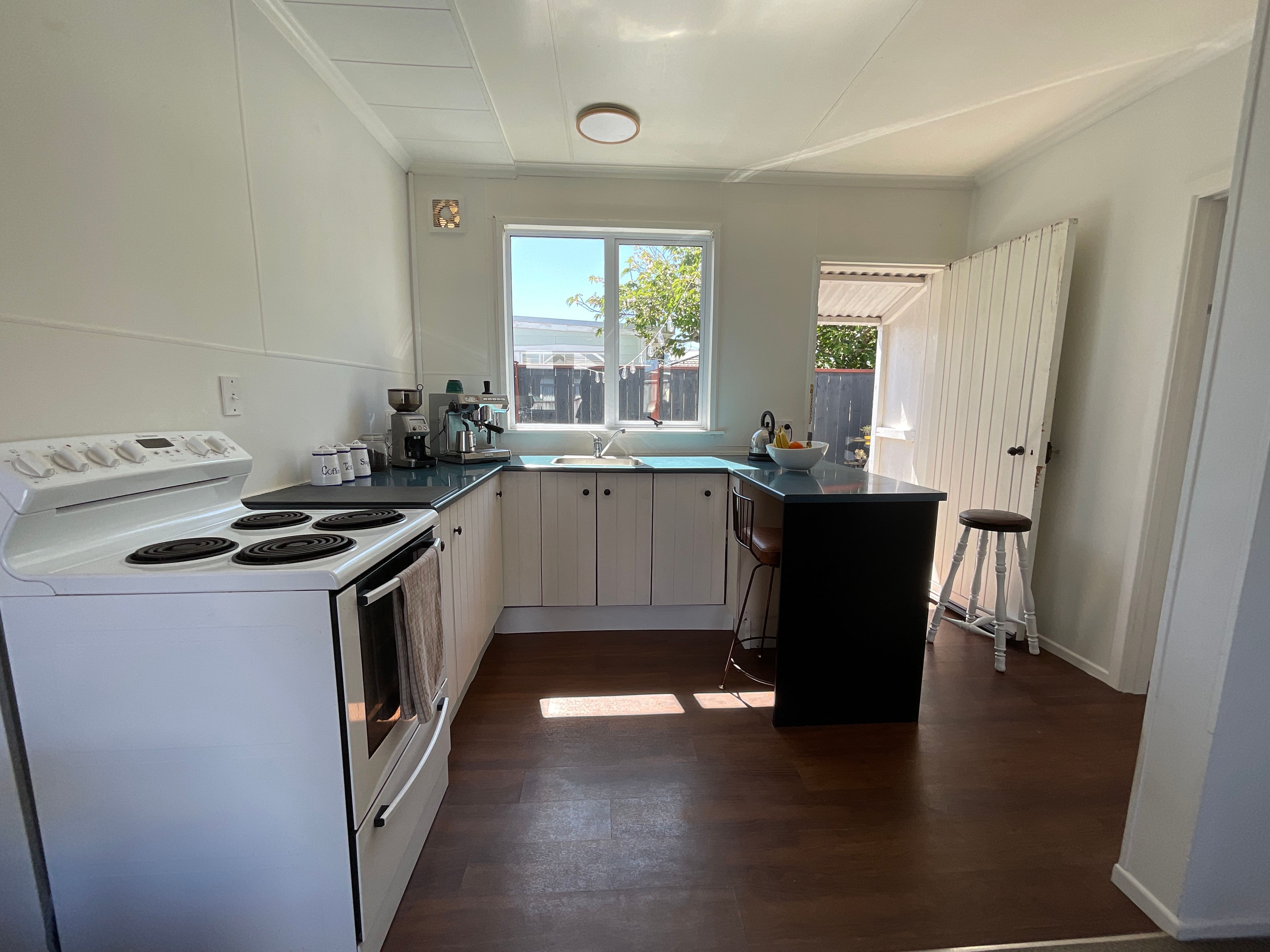 2/14 Karamu Street, Strandon, New Plymouth District