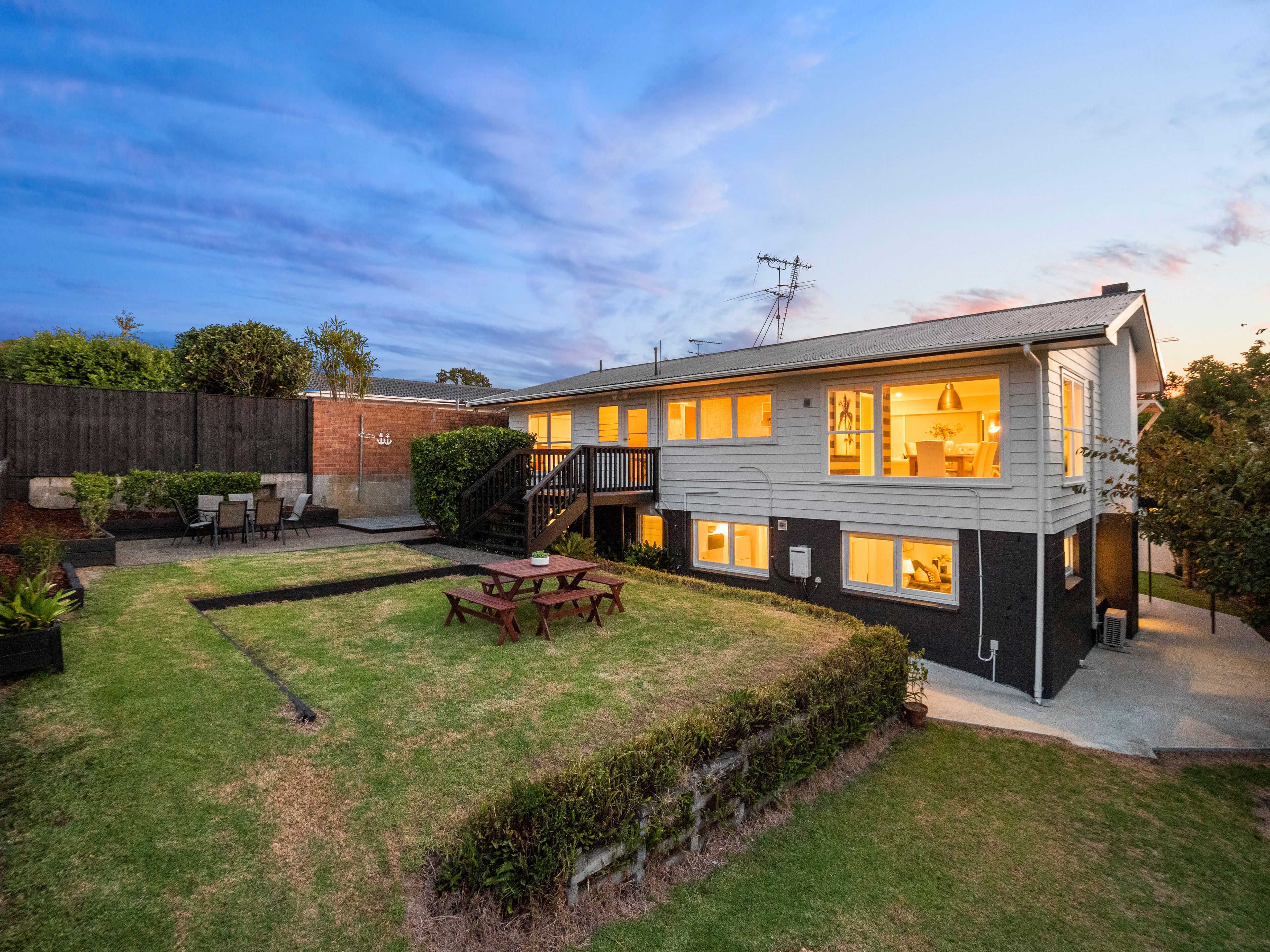 212 Gowing Drive, Meadowbank, Auckland City