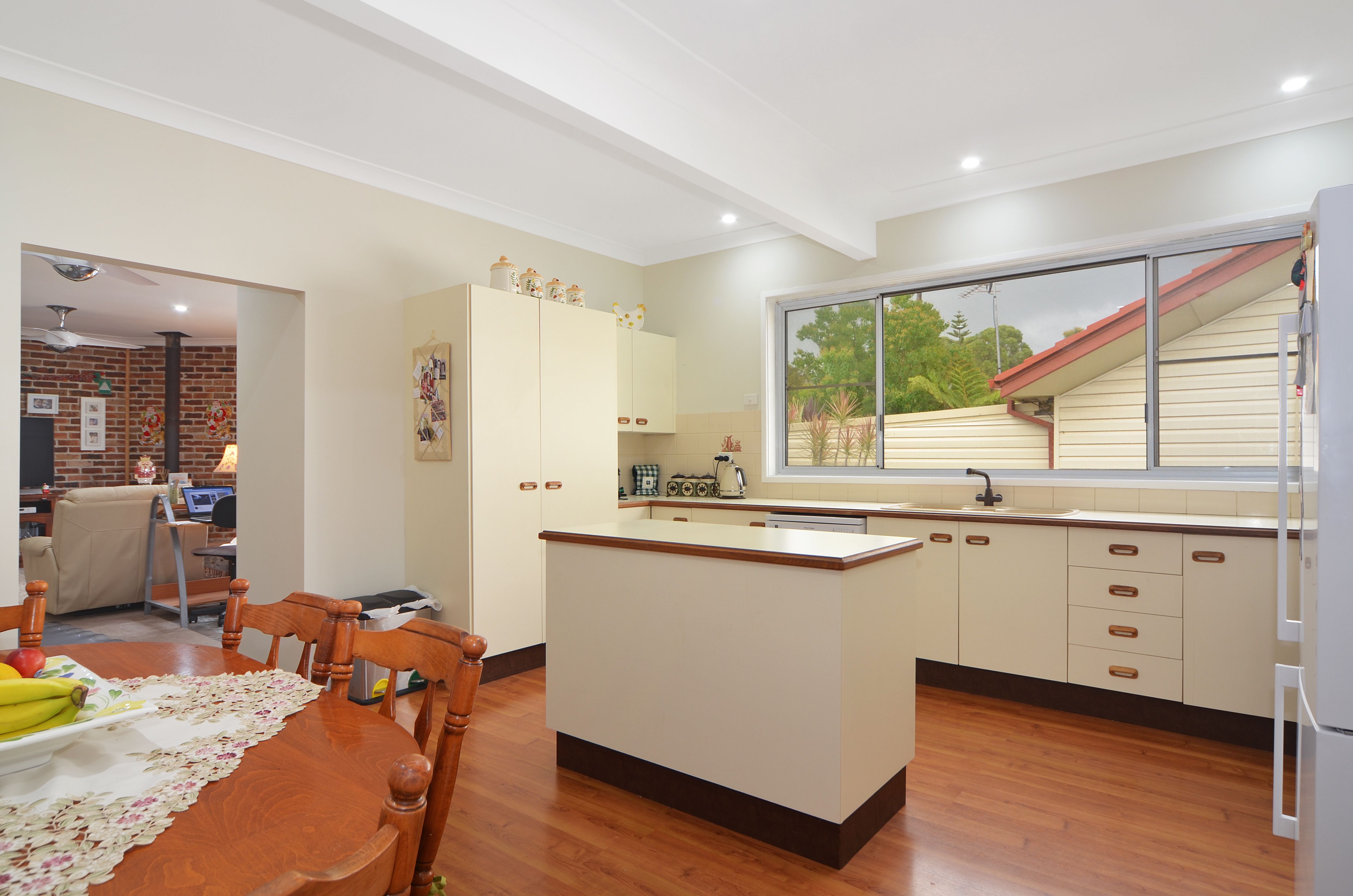 23 Deakin Street, Oak Flats, NSW 2529
