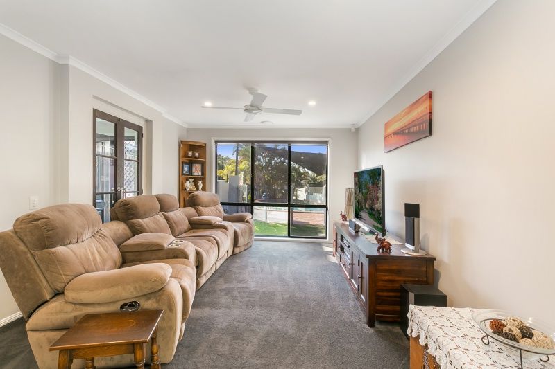 11 Hillgrove Court, Oxenford, QLD 4210