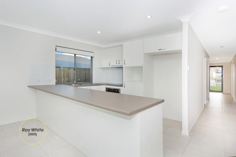 7 Shelley Street, Redbank Plains, QLD 4301
