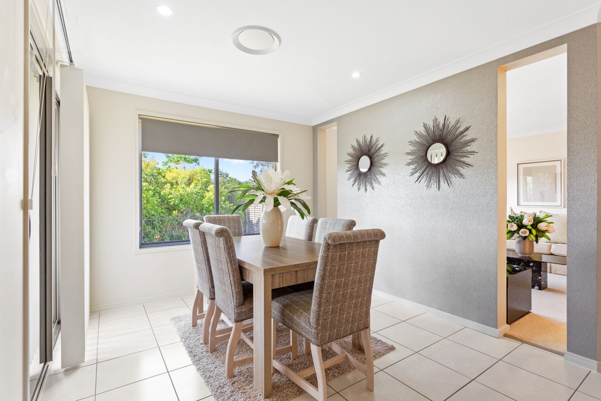 19 Menara Circuit, North Lakes, QLD 4509