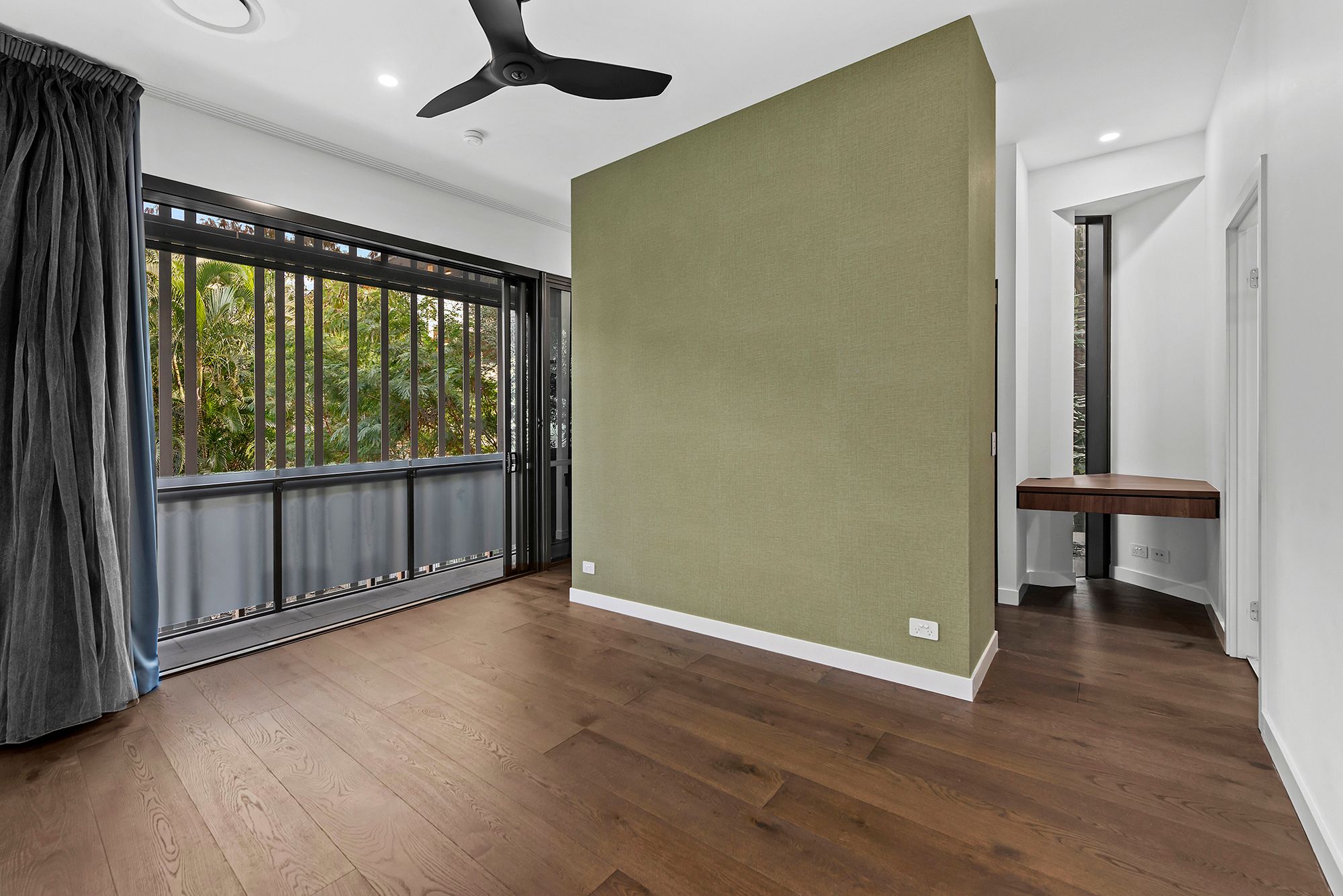 202/23 Wilson Street — photo 8 of 27